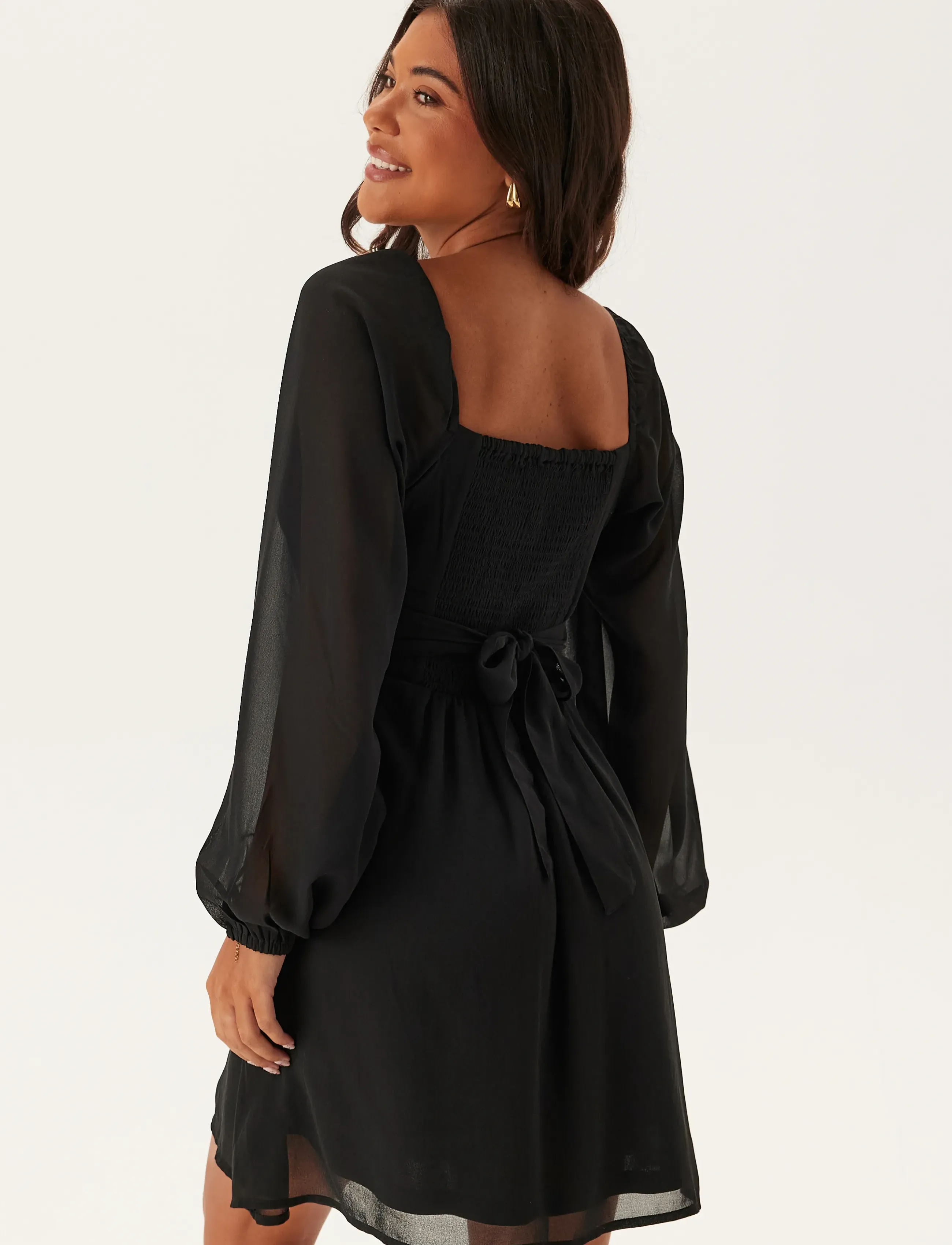 Bubbleroom - Square Neck L/S Georgette Dress - black - 4