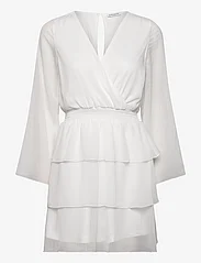 Bubbleroom - Alina Frill Dress - krótkie sukienki - white - 0