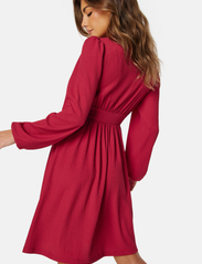 Bubbleroom - Lova Short Dress - ballīšu apģērbs par outlet cenām - red - 4