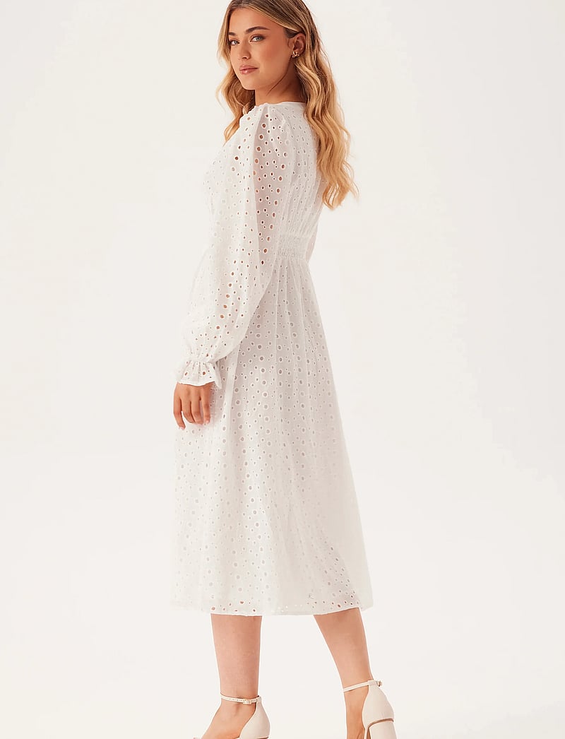 Bubbleroom - Broderie Anglaise Midi Dress - konfirmation - white - 4