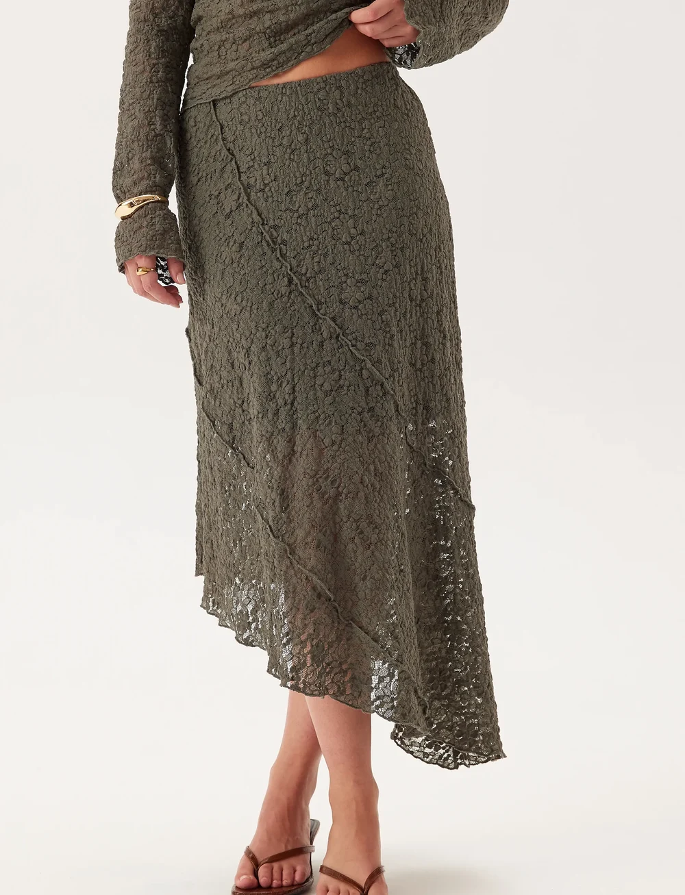 Bubbleroom - Asymmetric Lace Skirt - midi-röcke - dusty green - 3