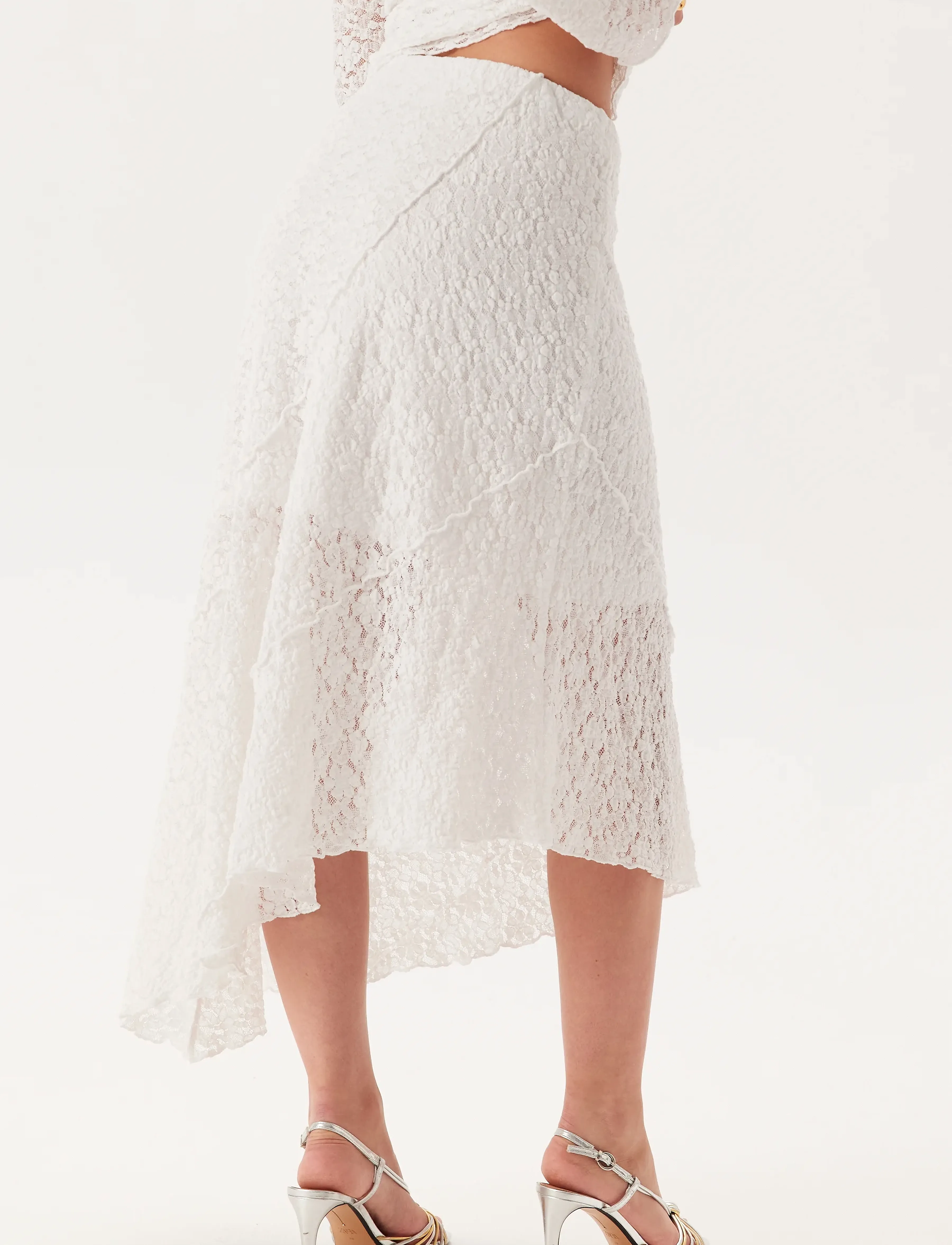 Bubbleroom - Asymmetric Lace Skirt - midi skirts - white - 3