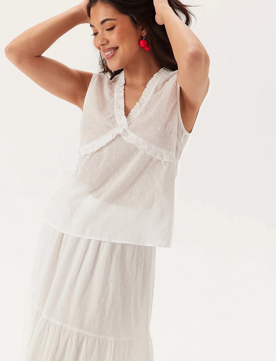 Bubbleroom - Cotton Dobby Dot Blouse - Ærmeløse bluser - white - 0