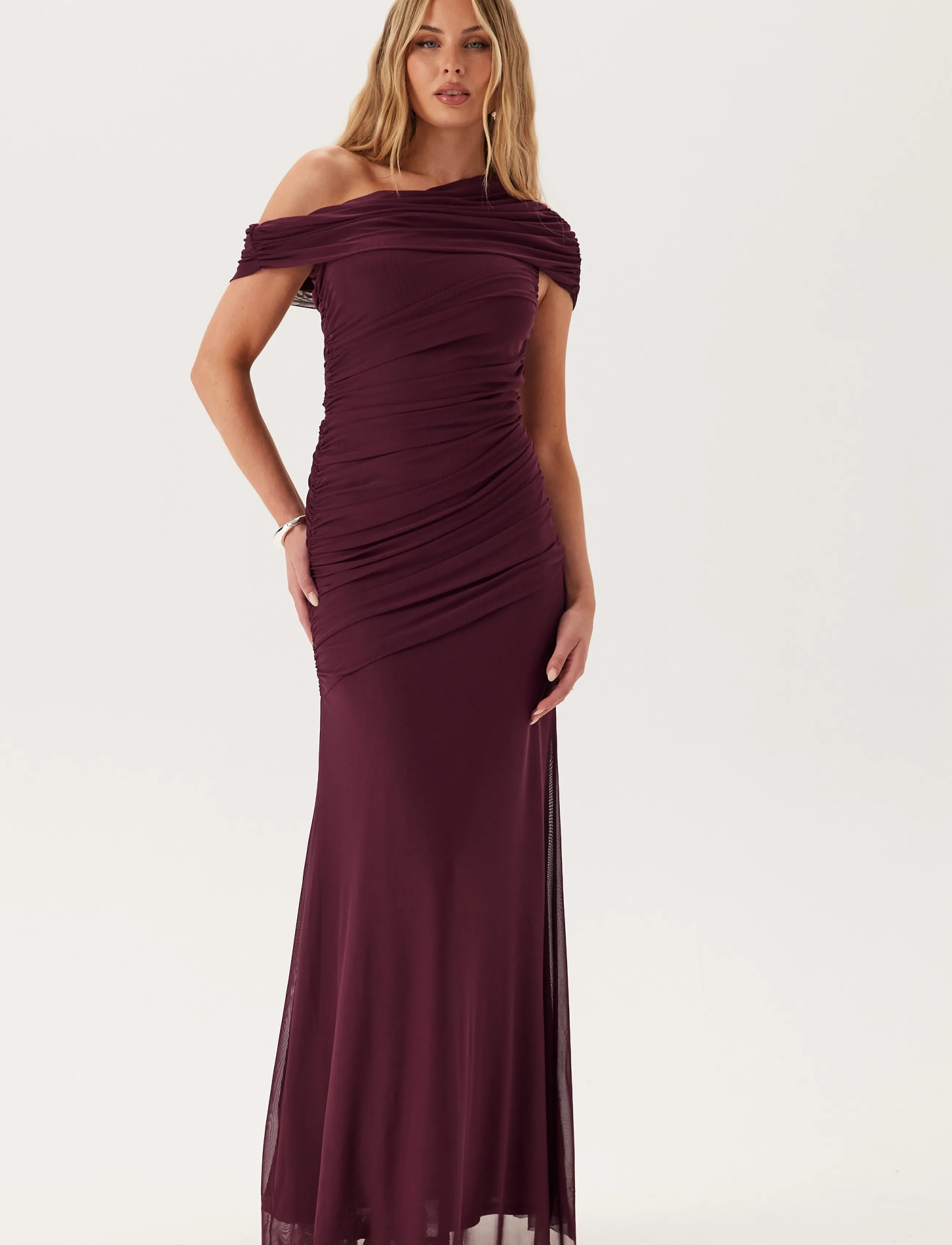 Bubbleroom Off Shoulder Mesh Gown - Aftenkjoler - WINE-RED / burgundy