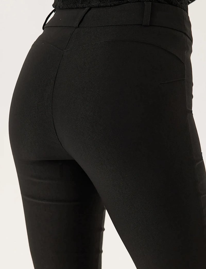 Bubbleroom - Stretchy Ankle Push-Up Trousers - trousers with skinny legs - black - 5