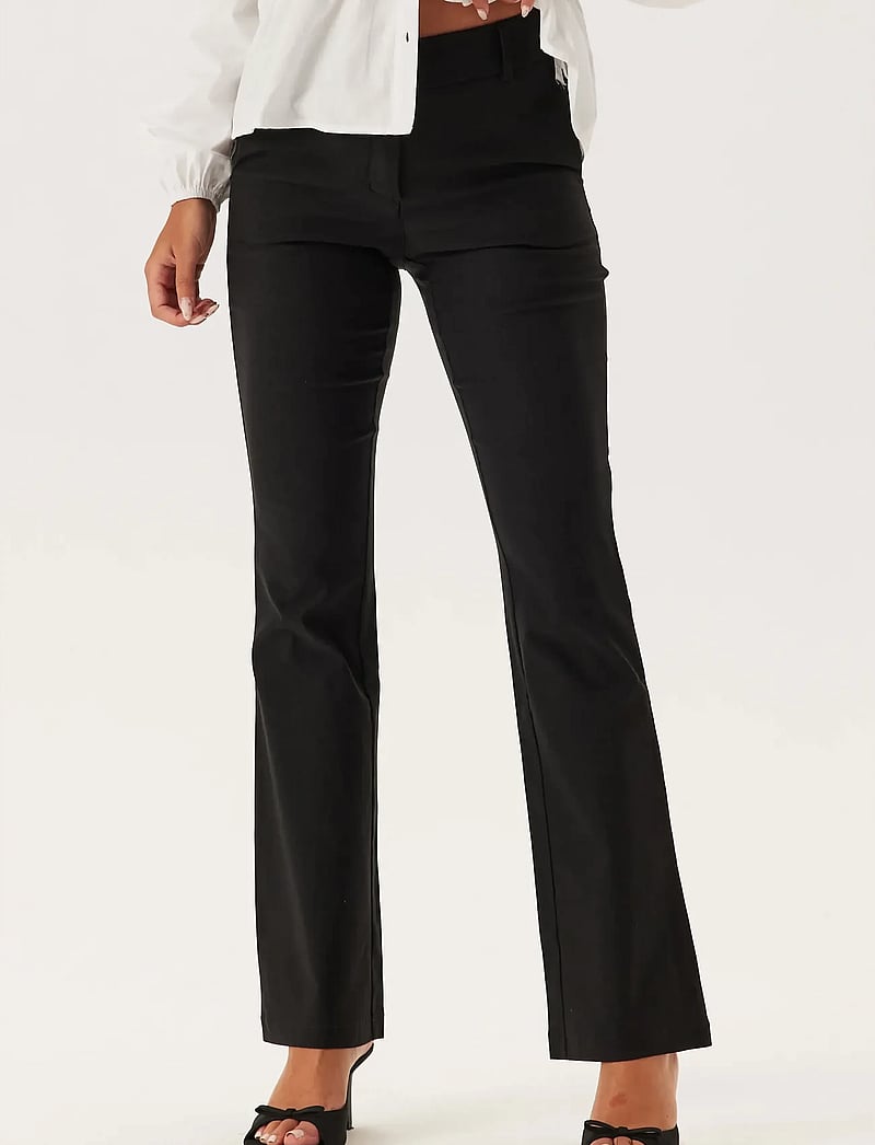 Bubbleroom - Mid Waist Stretchy Flared Trousers - alt laiad püksid - black - 3