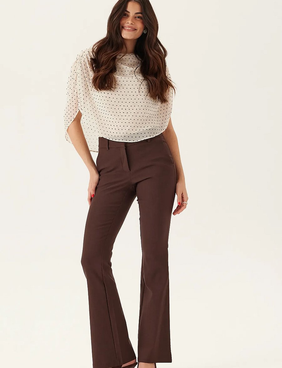 Bubbleroom - Mid Waist Stretchy Flared Trousers - slengbukser - dark brown - 5