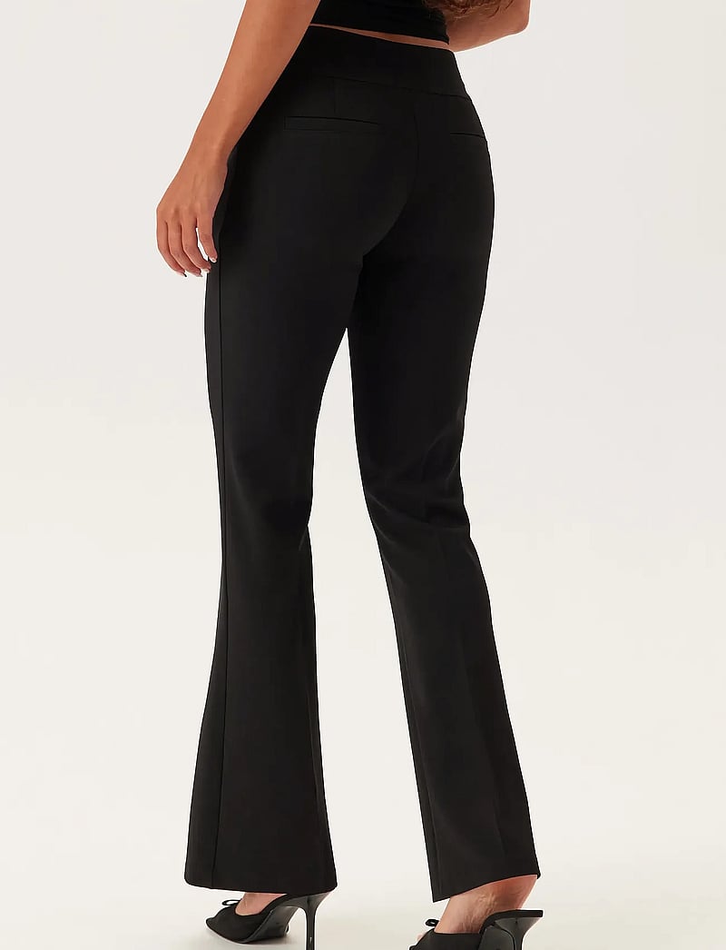 Bubbleroom - Soft Suit Flared Trousers - black - 3