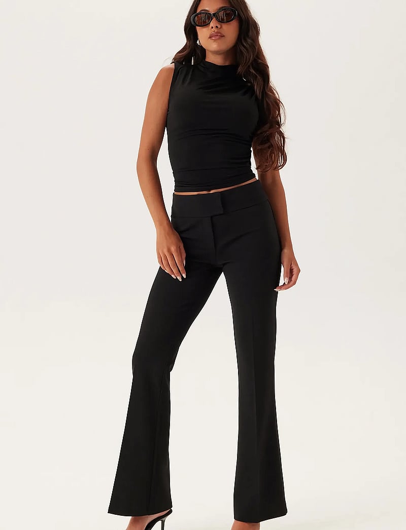 Bubbleroom - Soft Suit Flared Trousers - black - 4