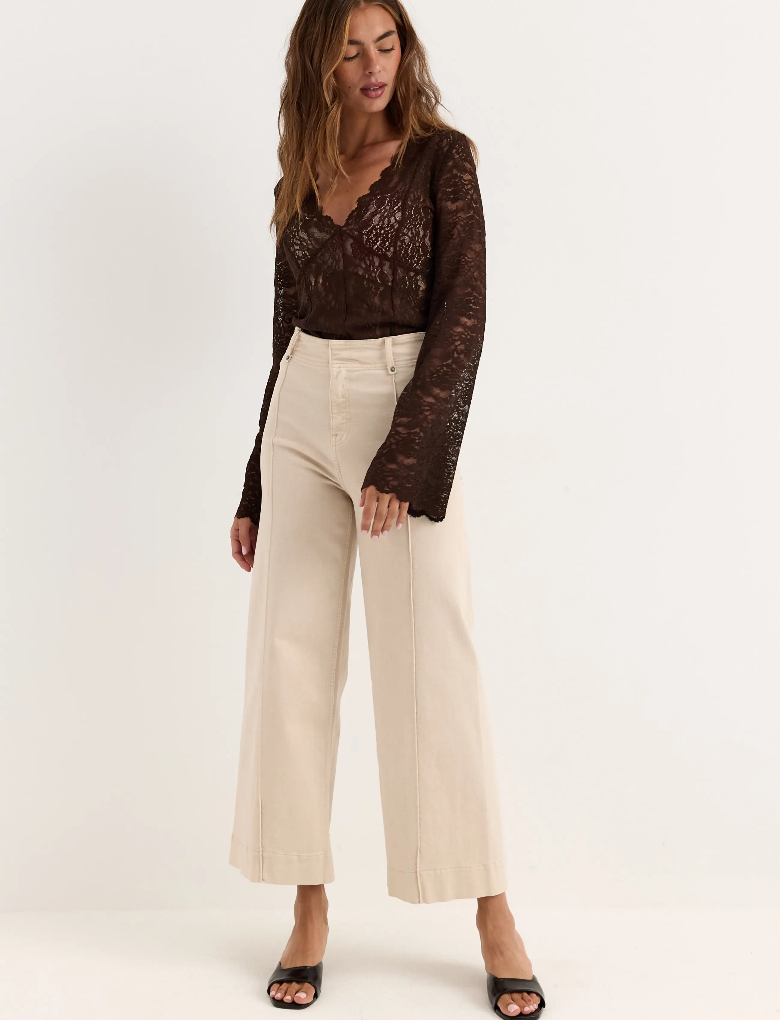Bubbleroom - Long Sleeve Lace Top - langärmelige blusen - brown - 5