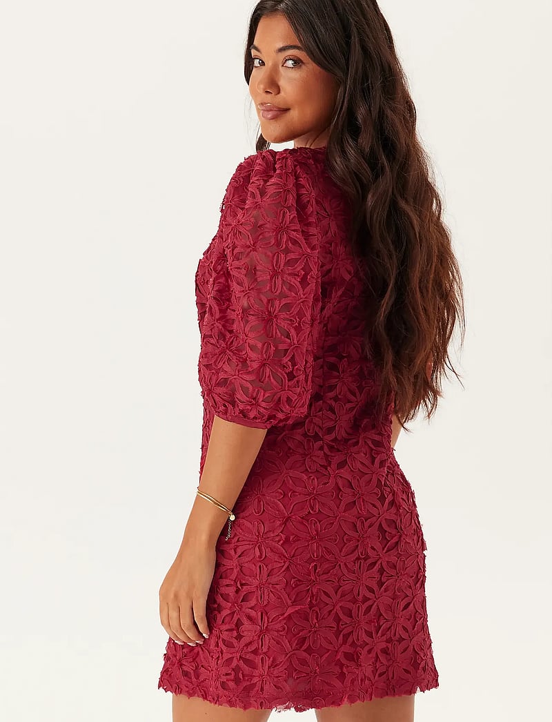 Bubbleroom - 3D Flower Puff Sleeve Dress - partykleider - dark red - 5