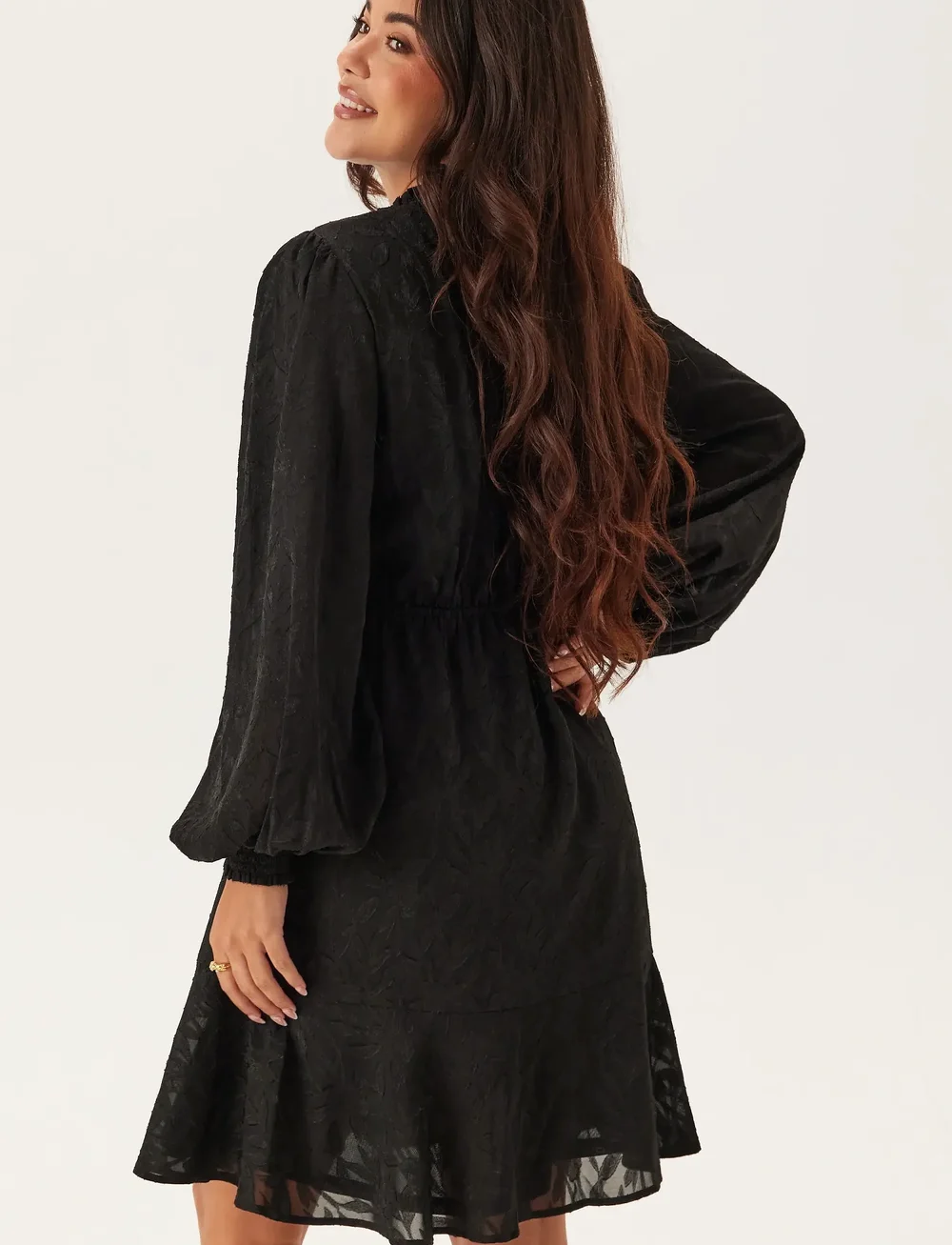 Bubbleroom - Jacquard Flounce Dress - pitskleidid - black - 4