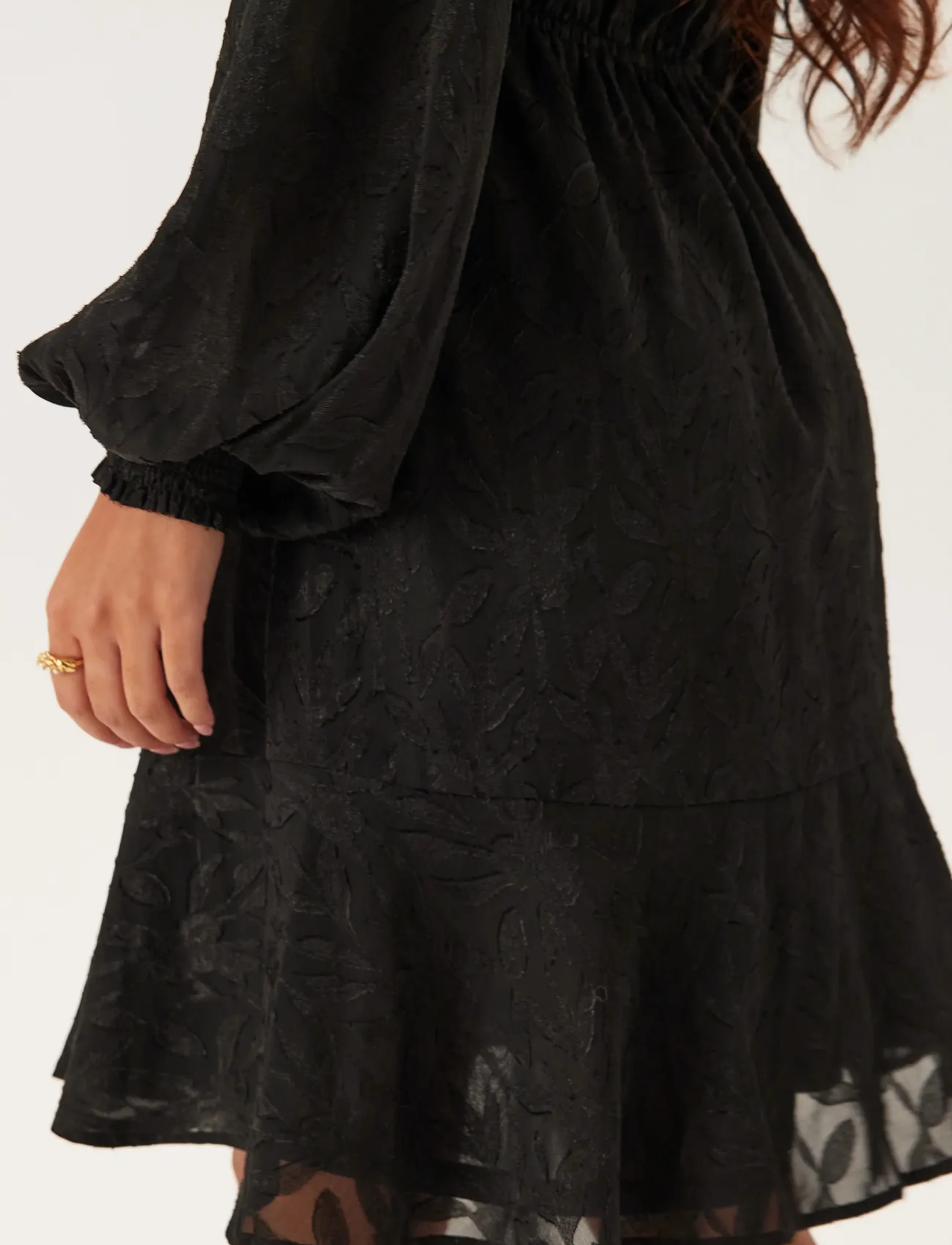Bubbleroom - Jacquard Flounce Dress - spitzenkleider - black - 5