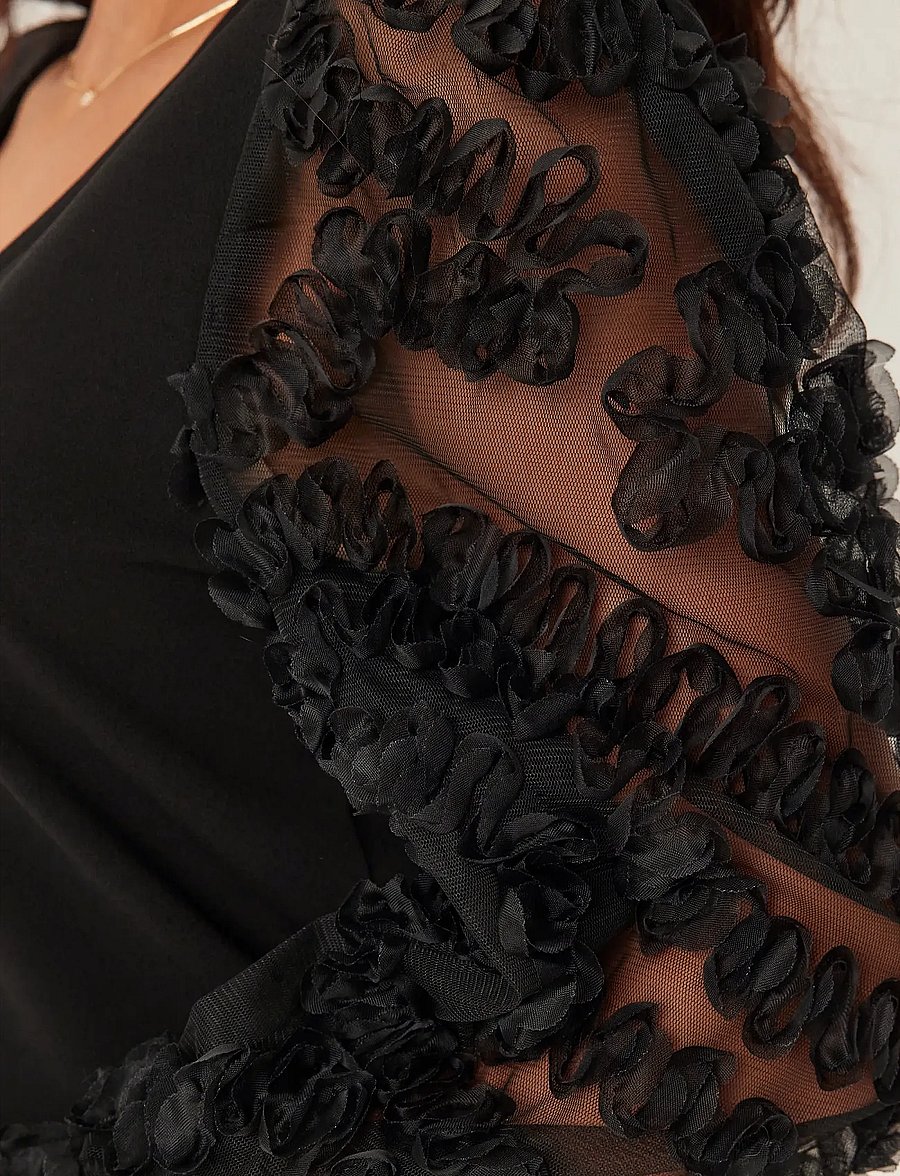 Bubbleroom - 3D Floral Sleeve V-neck Top - black - 5