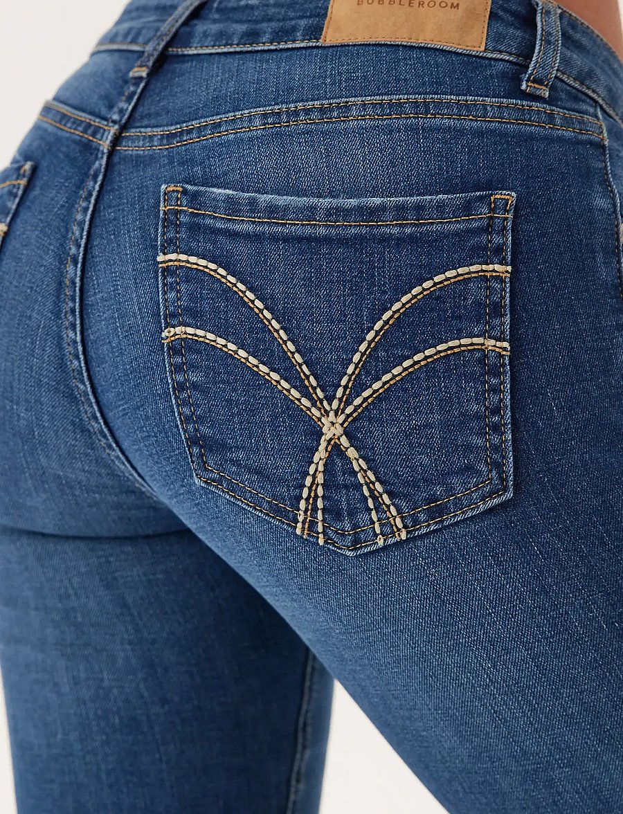 Bubbleroom - Low Embroidery Pocket Jeans - medium blue - 4