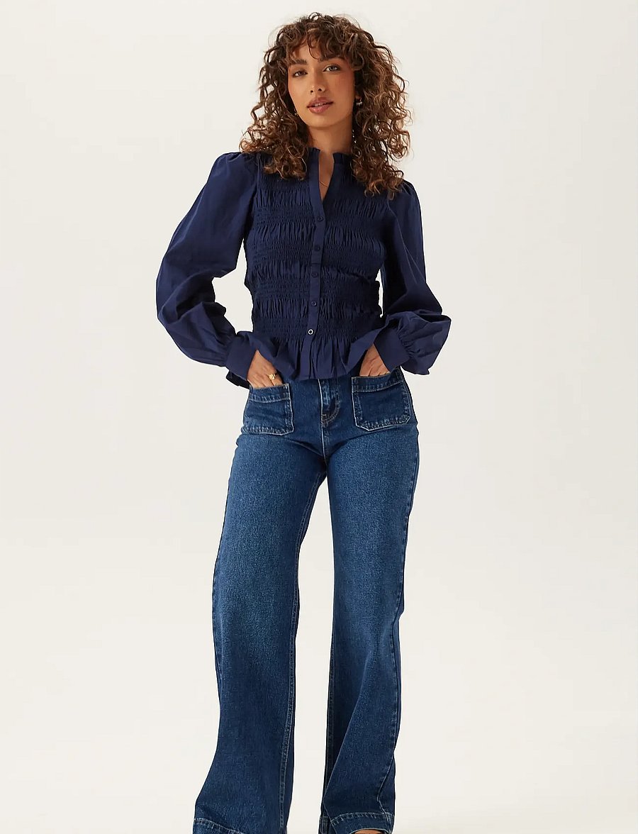 Bubbleroom - V-neck Cotton Smock Blouse - langärmelige blusen - navy - 4