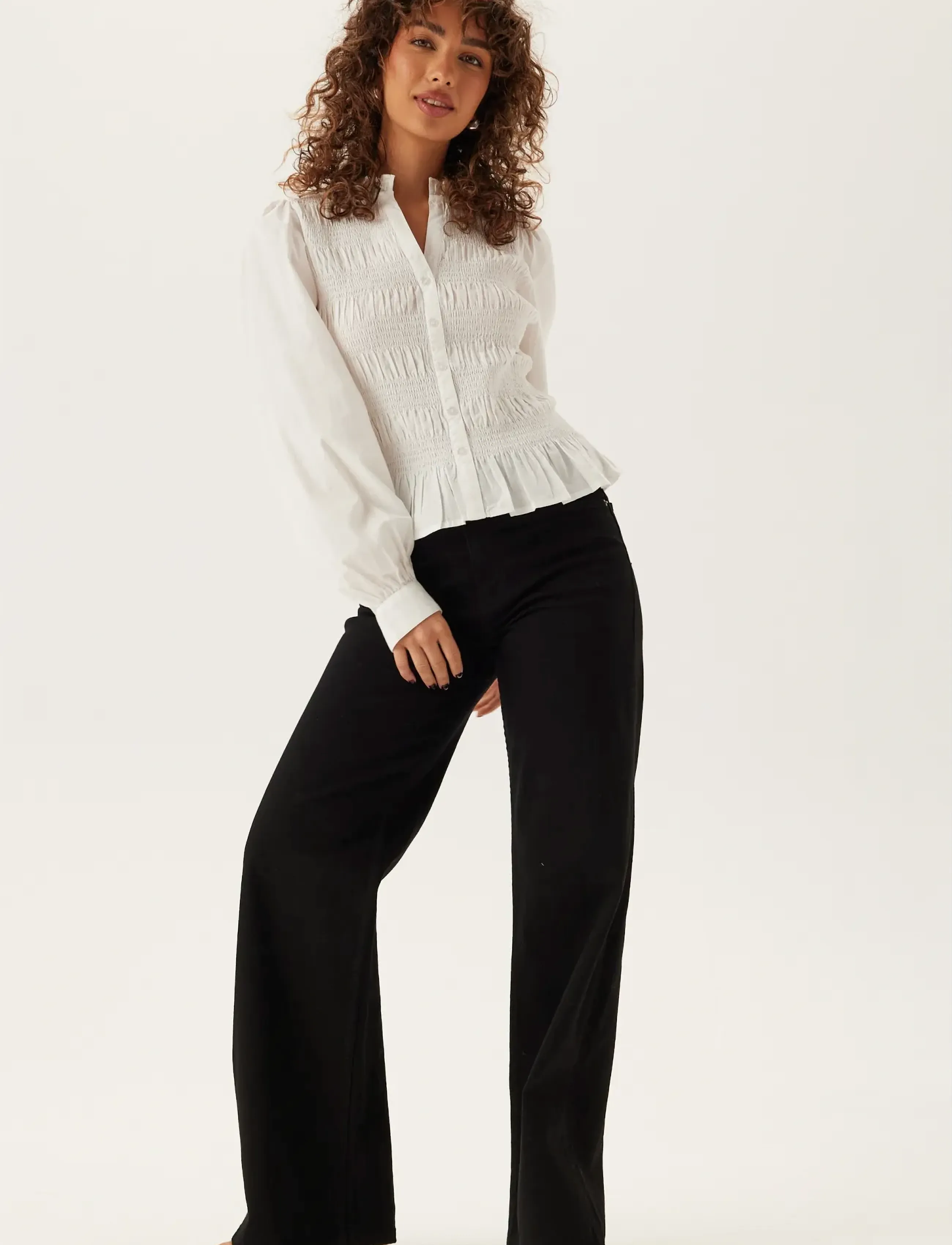 Bubbleroom - V-neck Cotton Smock Blouse - blouses à manches longues - white - 5