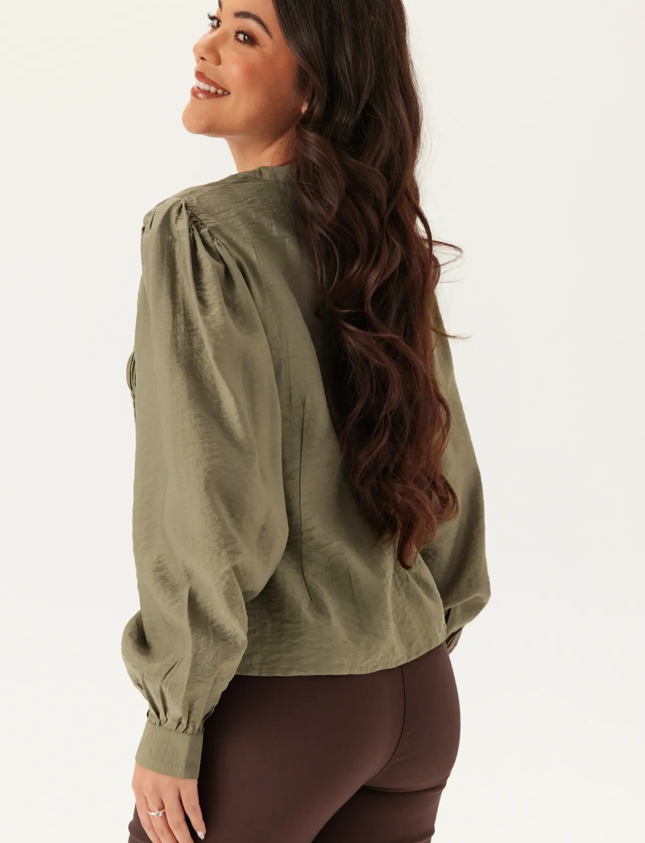 Bubbleroom - Smock Blouse - pikkade varrukatega pluusid - khaki green - 3