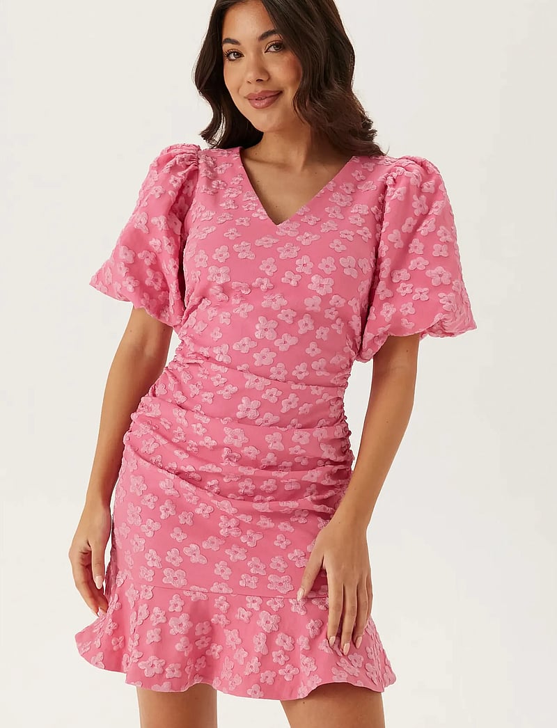 Bubbleroom - Jacquard Flounce Short Dress - sommerkleider - pink - 0