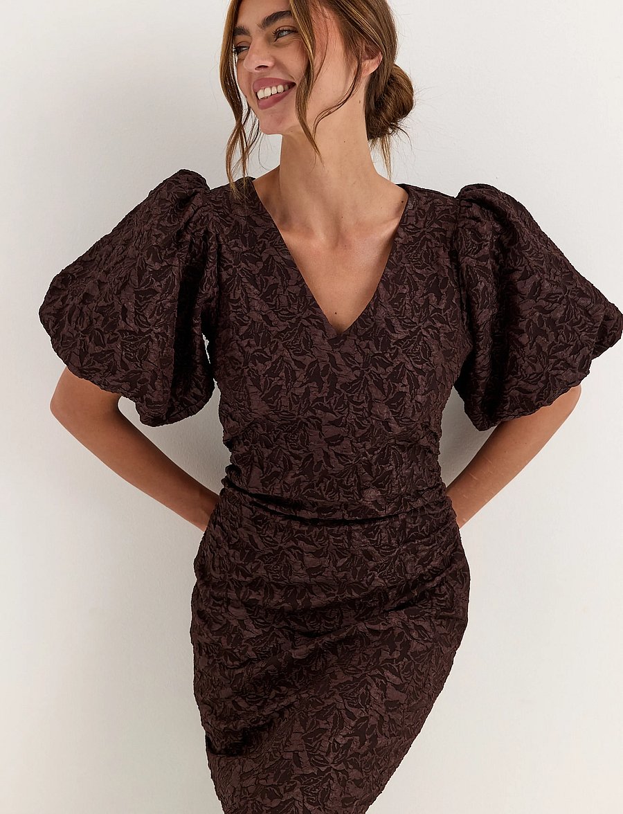 Bubbleroom - Puff Sleeve Jacquard Midi Dress - sommerkjoler - brown - 0