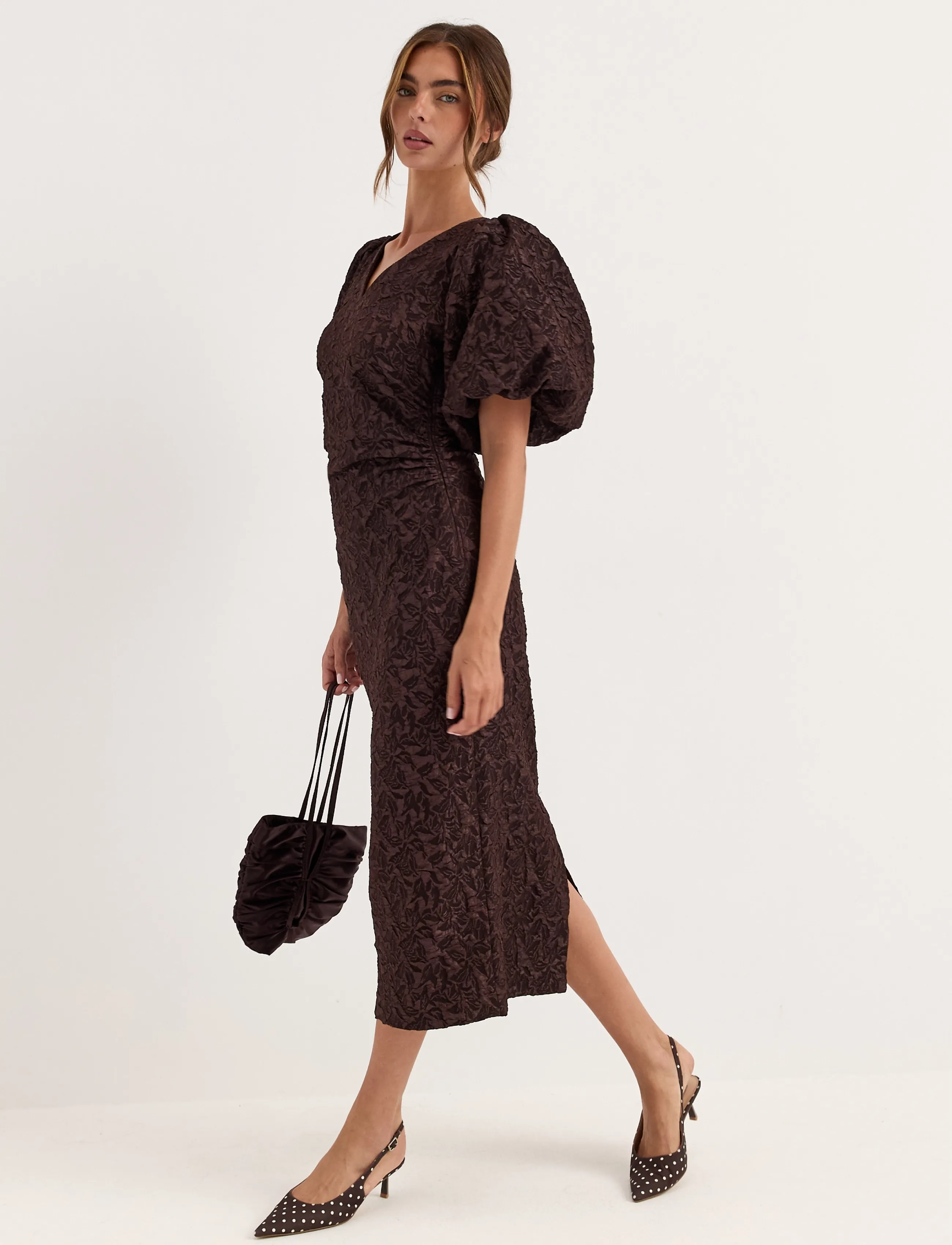 Bubbleroom - Puff Sleeve Jacquard Midi Dress - sommerkjoler - brown - 4