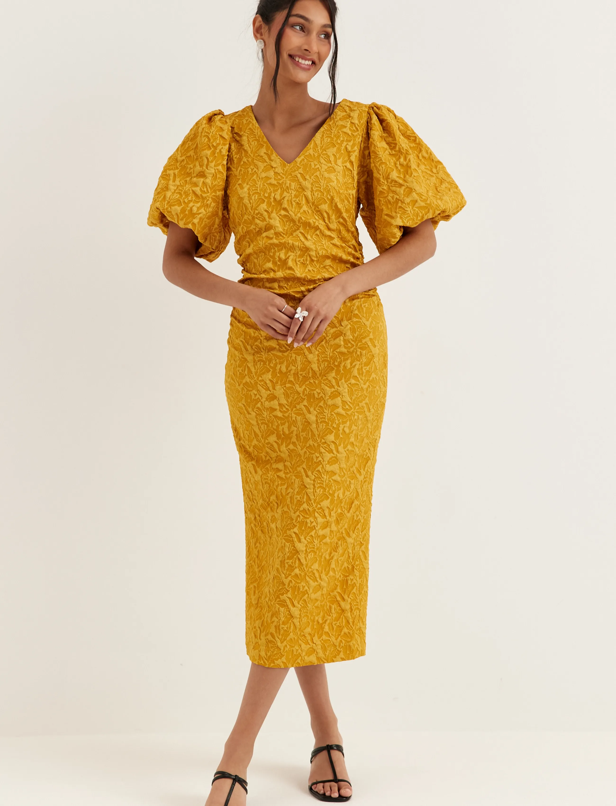 Bubbleroom - Puff Sleeve Jacquard Midi Dress - sommerkleider - golden yellow - 3