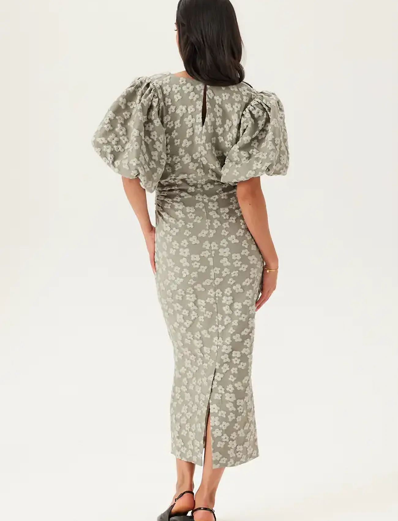 Bubbleroom - Puff Sleeve Jacquard Midi Dress - sommerkleider - light khaki green - 5