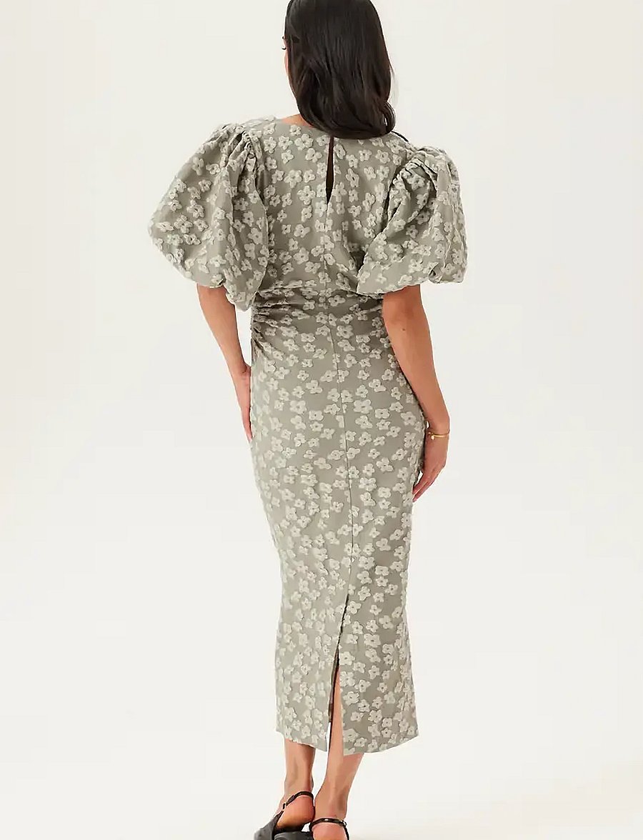 Bubbleroom - Puff Sleeve Jacquard Midi Dress - sommerkleider - light khaki green - 5