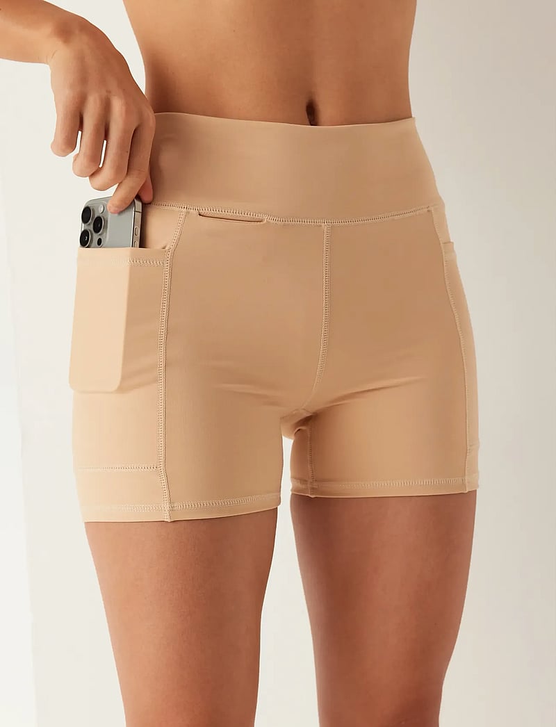 Bubbleroom - Pocket Biker Shorts - beige - 0