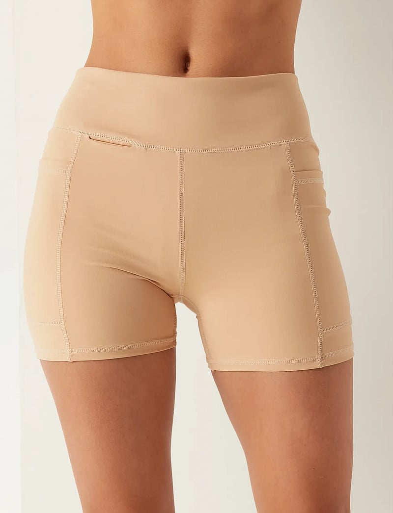 Bubbleroom - Pocket Biker Shorts - beige - 3
