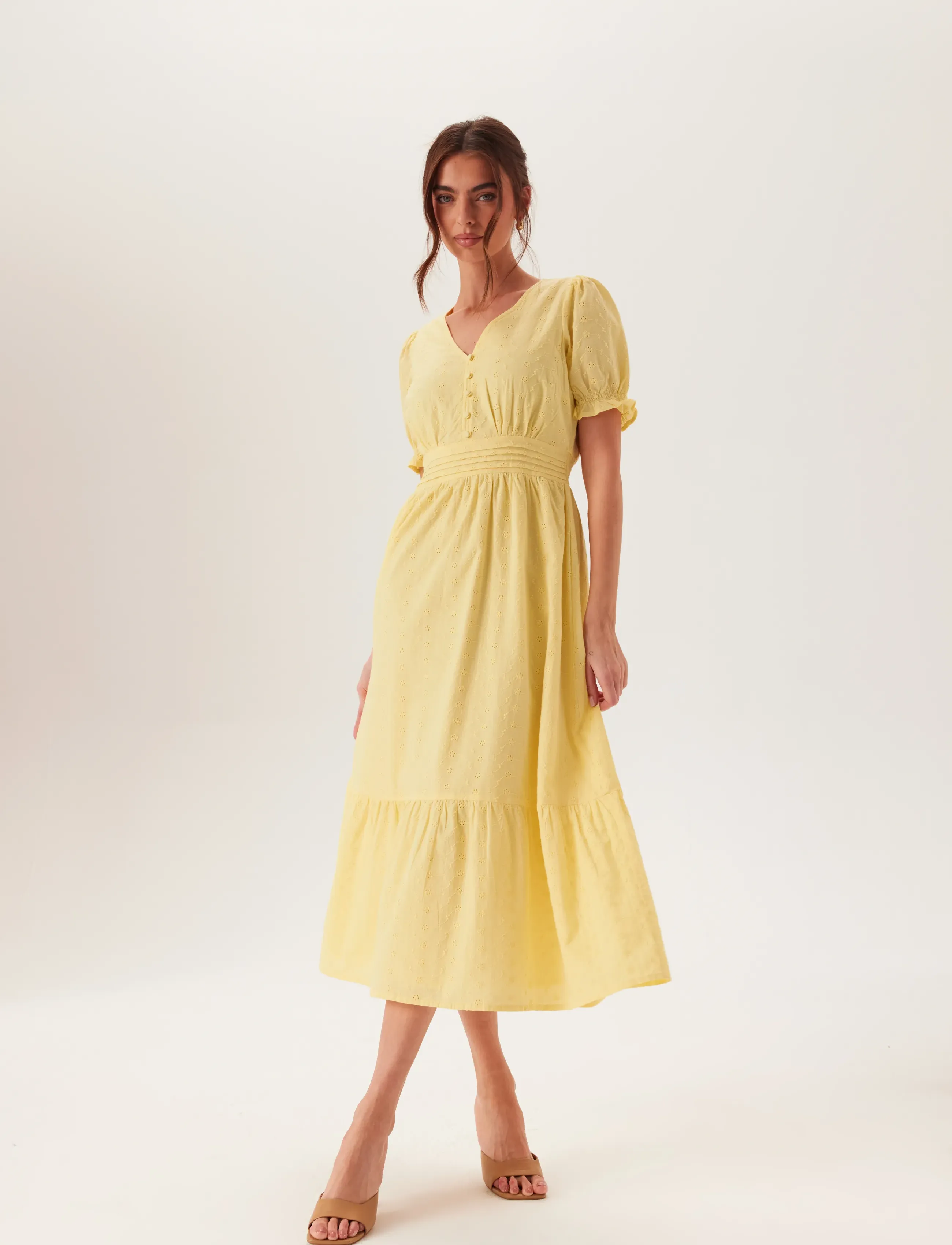 Bubbleroom Broderie Anglaise Dress - Suknelės - LIGHT YELLOW / yellow