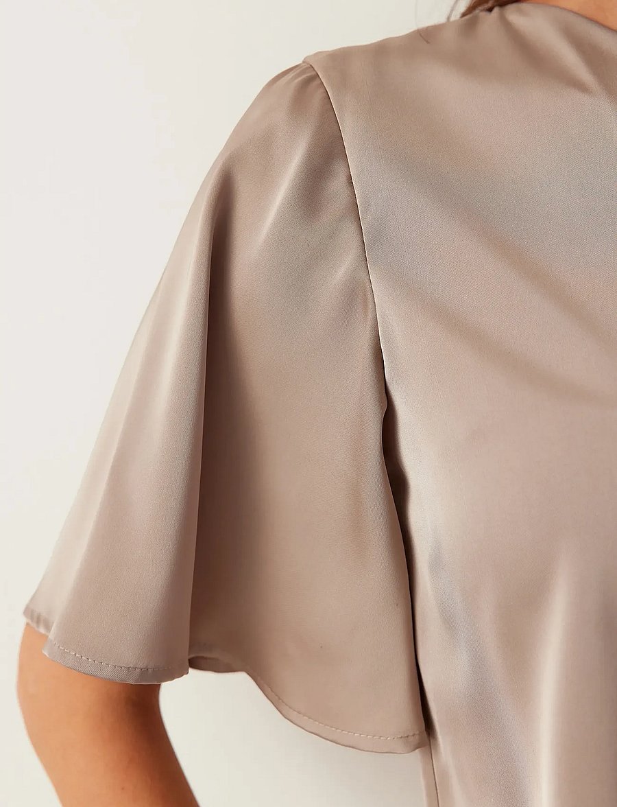 Bubbleroom - Asymmetric Satin Blouse - kortærmede bluser - light nougat - 5