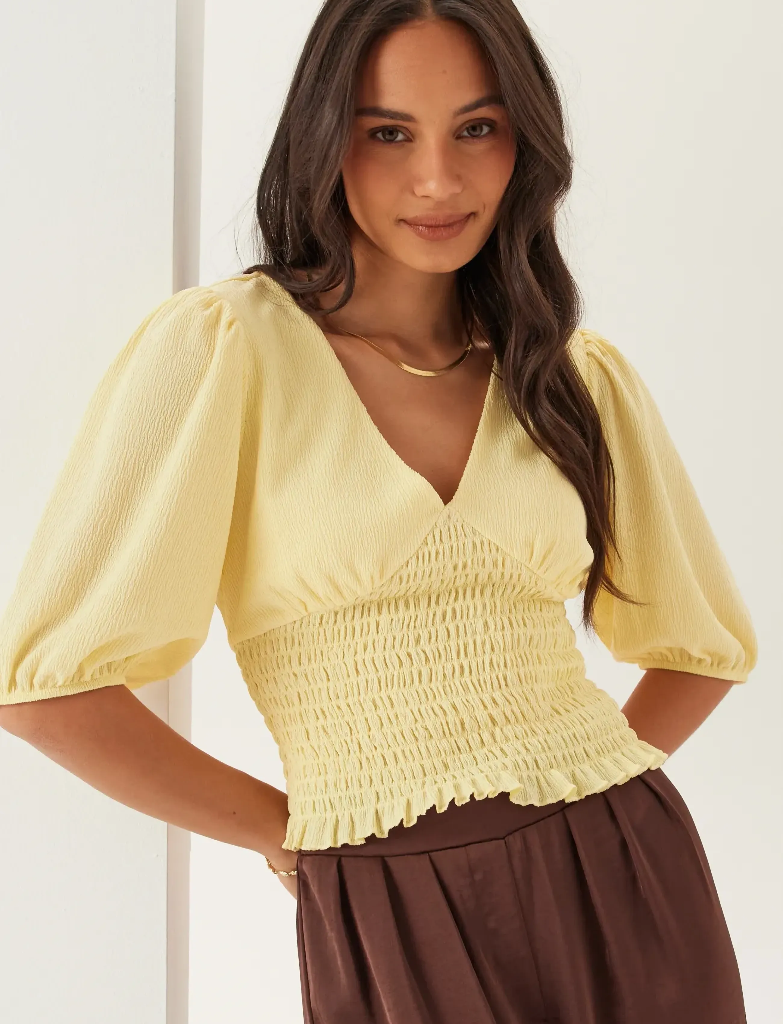 Bubbleroom V-Neck Smock Top, Kvinder, V-hals Smock Top, Gul, Str: XL