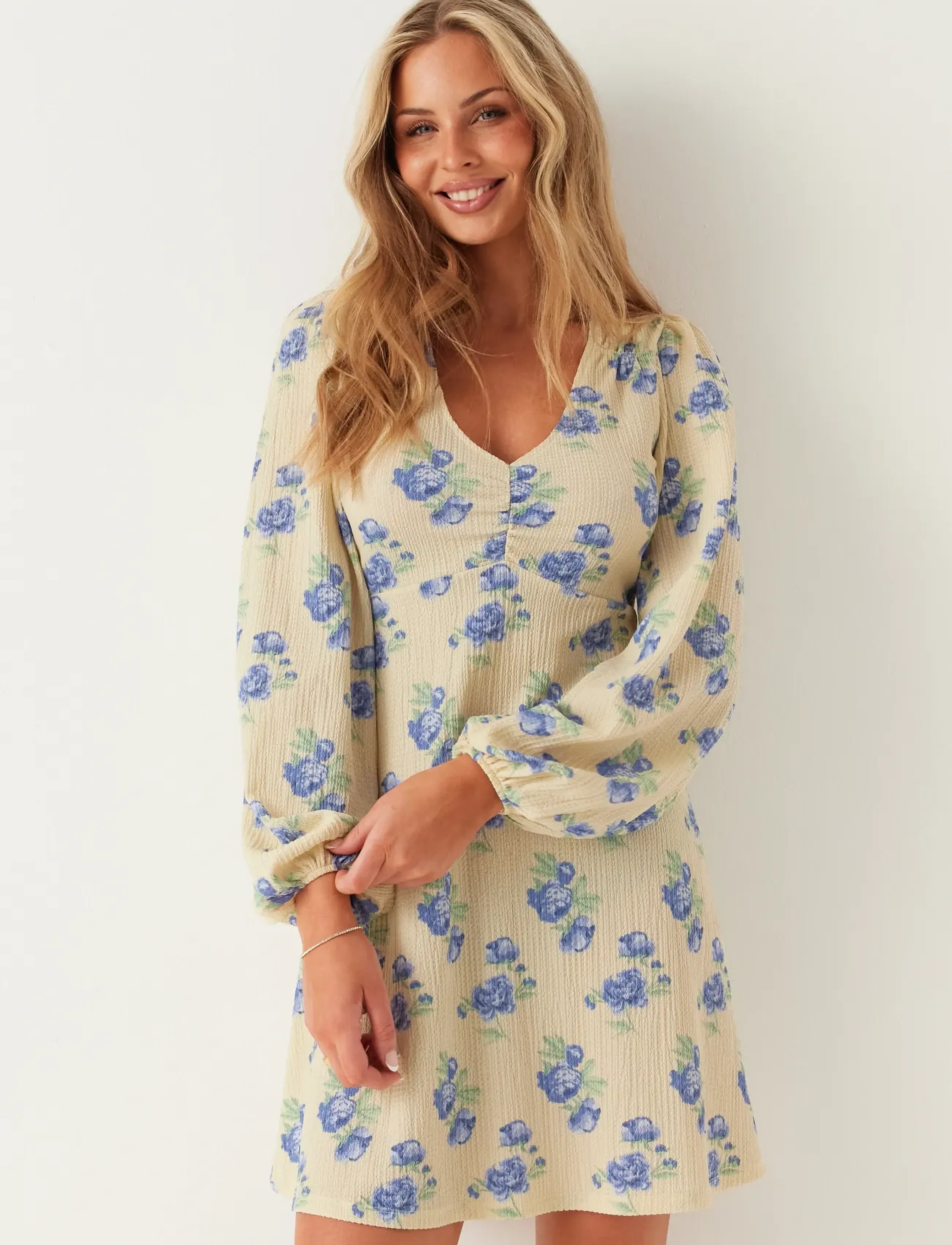 Bubbleroom - Structured Short Dress - robes courtes - blue/floral - 3