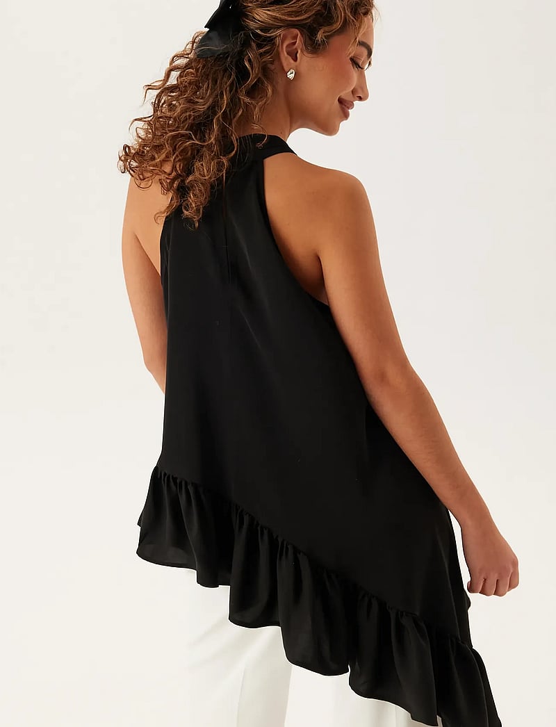 Bubbleroom - Asymmetric Halter Neck Blouse - Ærmeløse bluser - black - 3