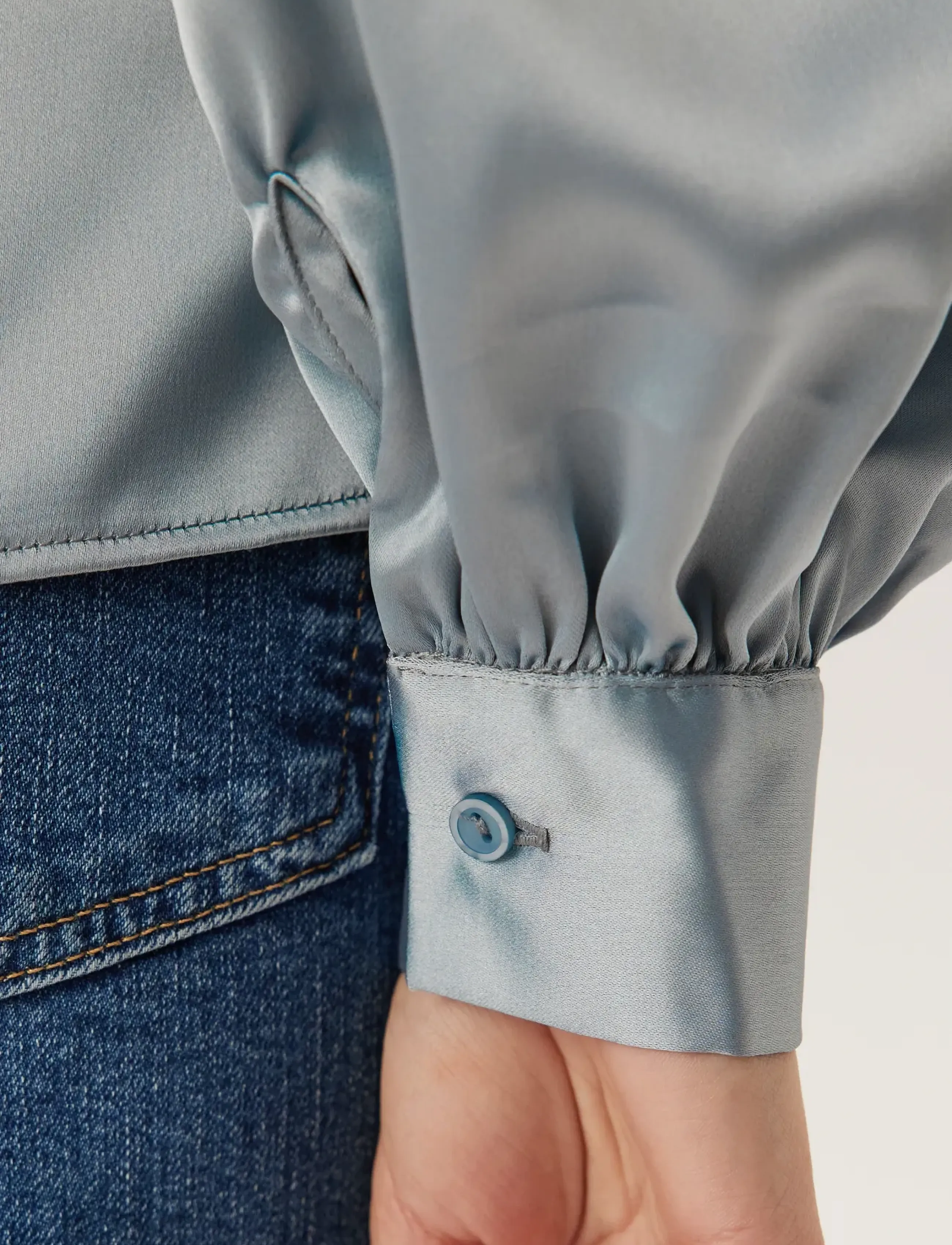 BUBBLEROOM Puff Sleeve Satin Shirt blusar dam – bild 6
