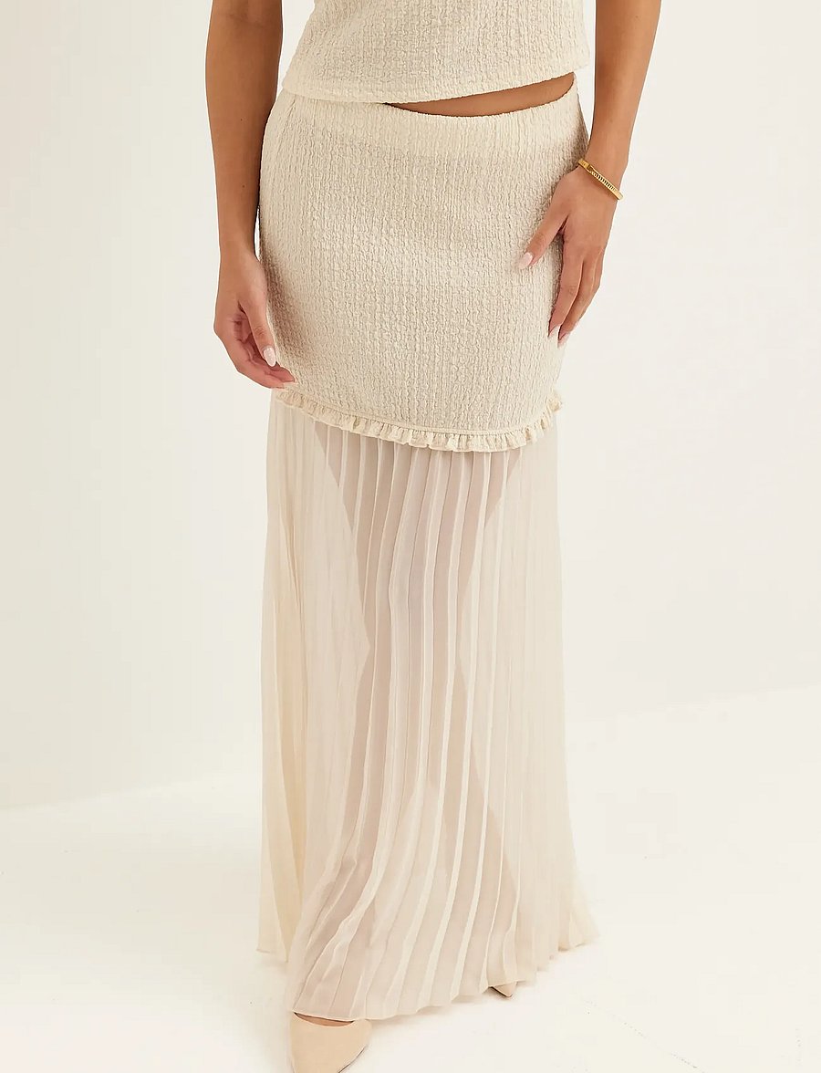 Bubbleroom - Strucure Combined Maxi Skirt - faltenröcke - cream - 0