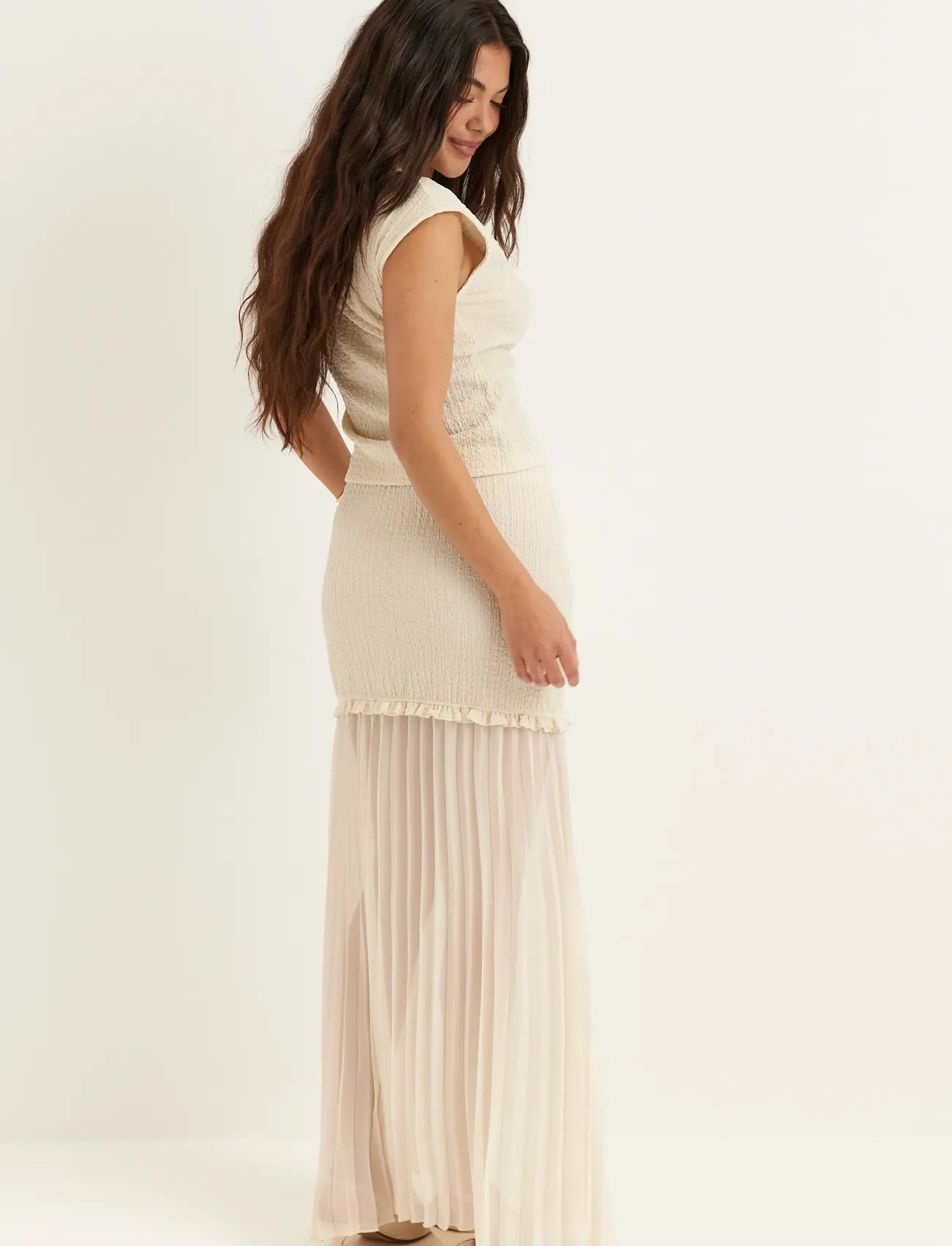 Bubbleroom - Strucure Combined Maxi Skirt - faltenröcke - cream - 5
