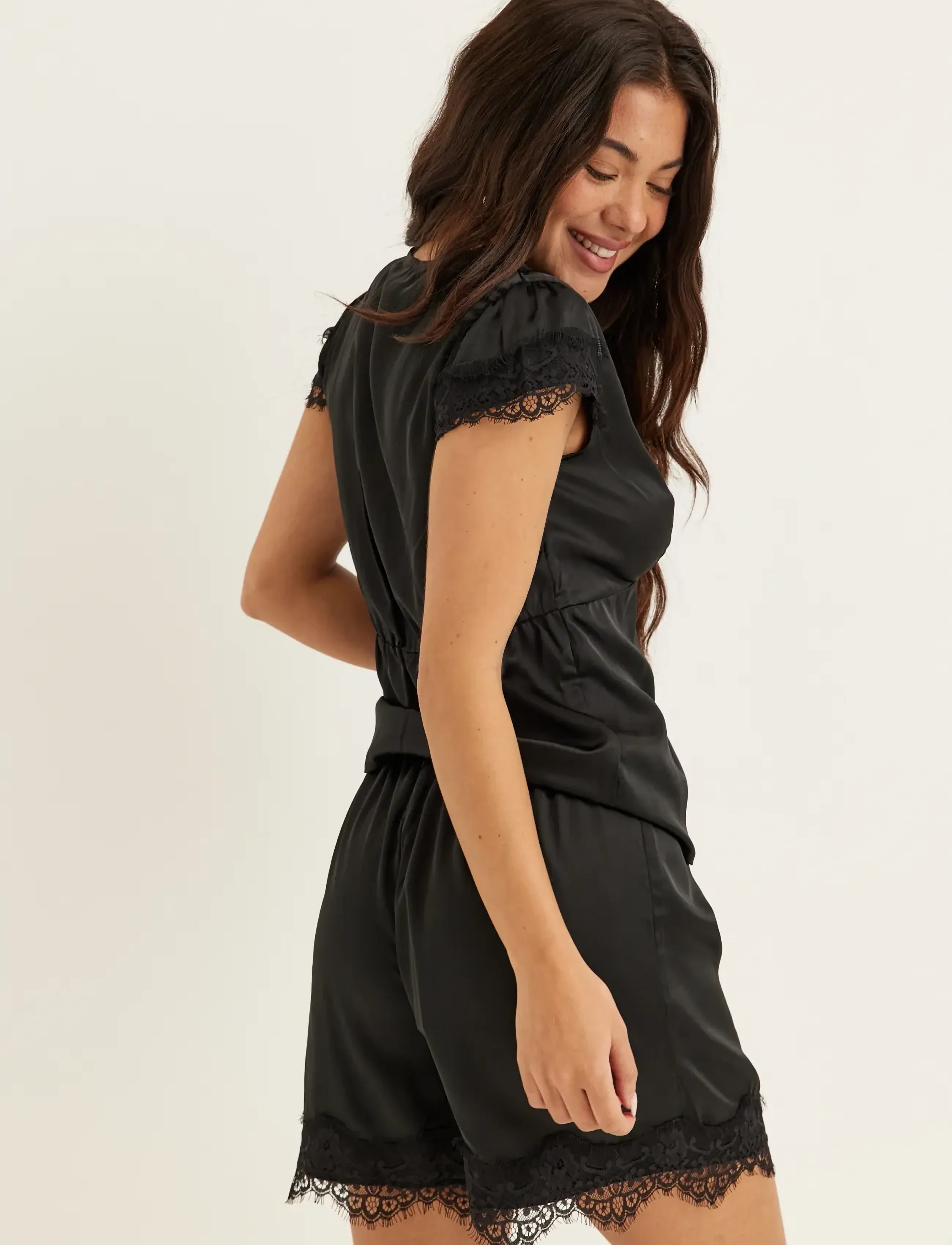 Bubbleroom - Satin Lace Shorts - natshorts - black - 4
