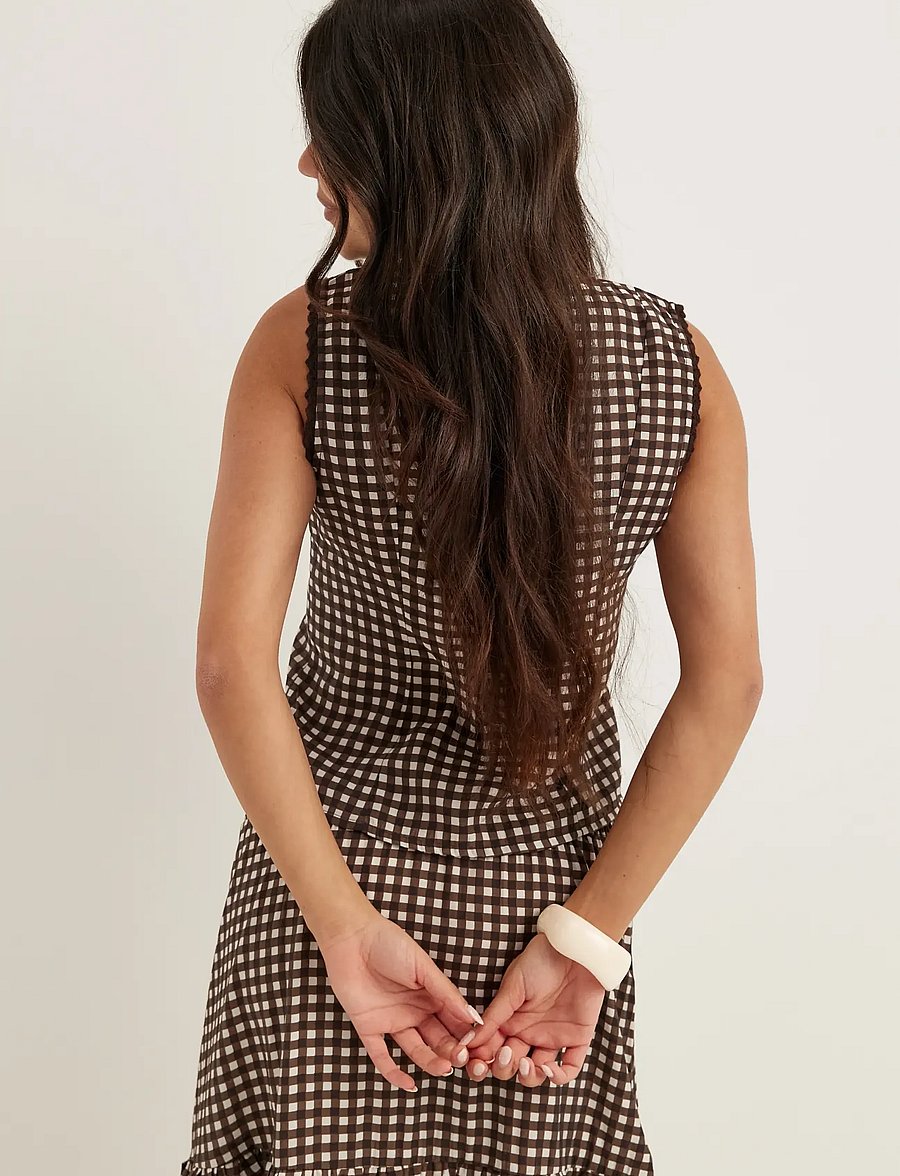 Bubbleroom - Lace Detail Shaped Vest - Ärmellose tops - brown/checked - 4