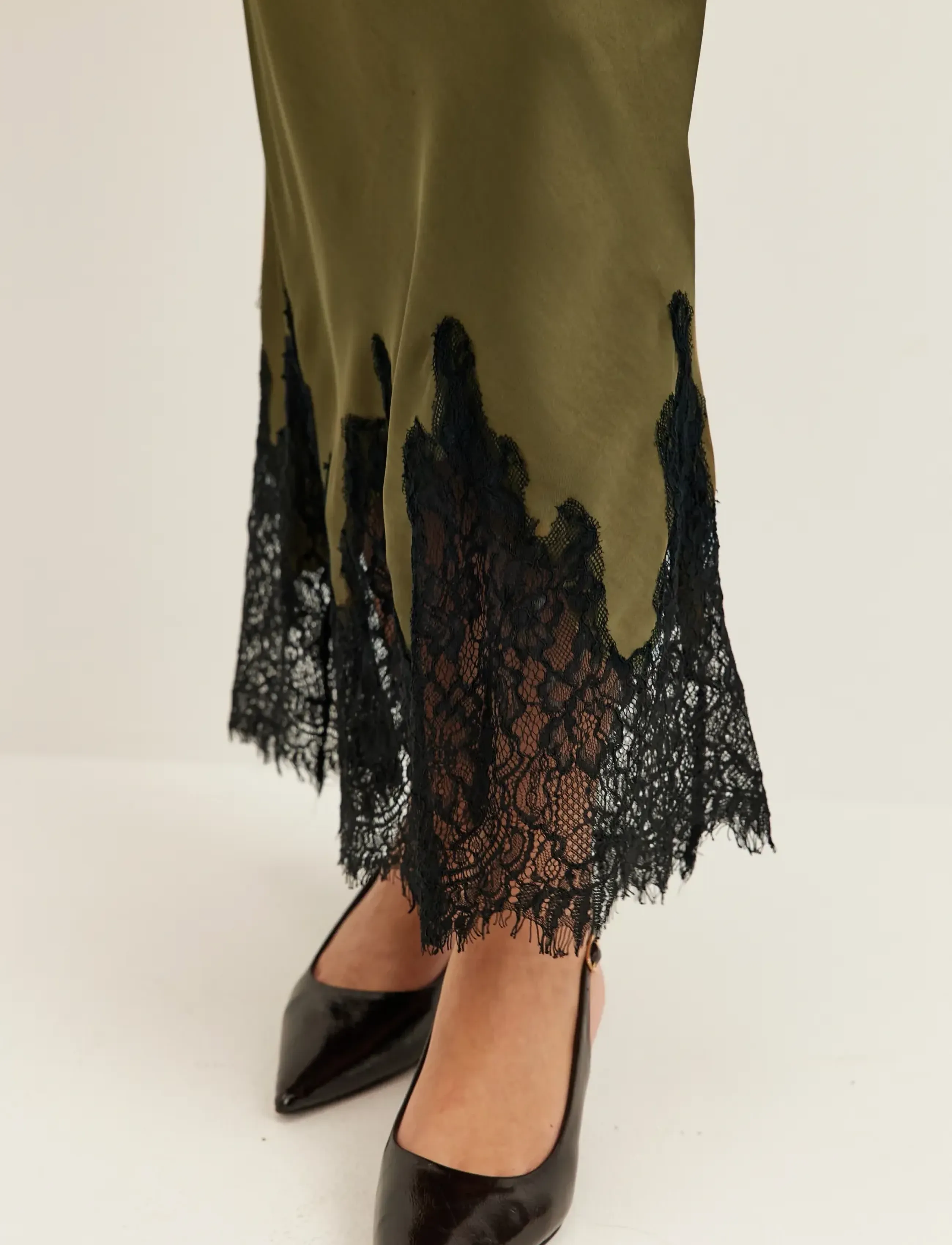 Bubbleroom Occasion Lace Satin Maxi Dress maxiklänningar dam – bild 8