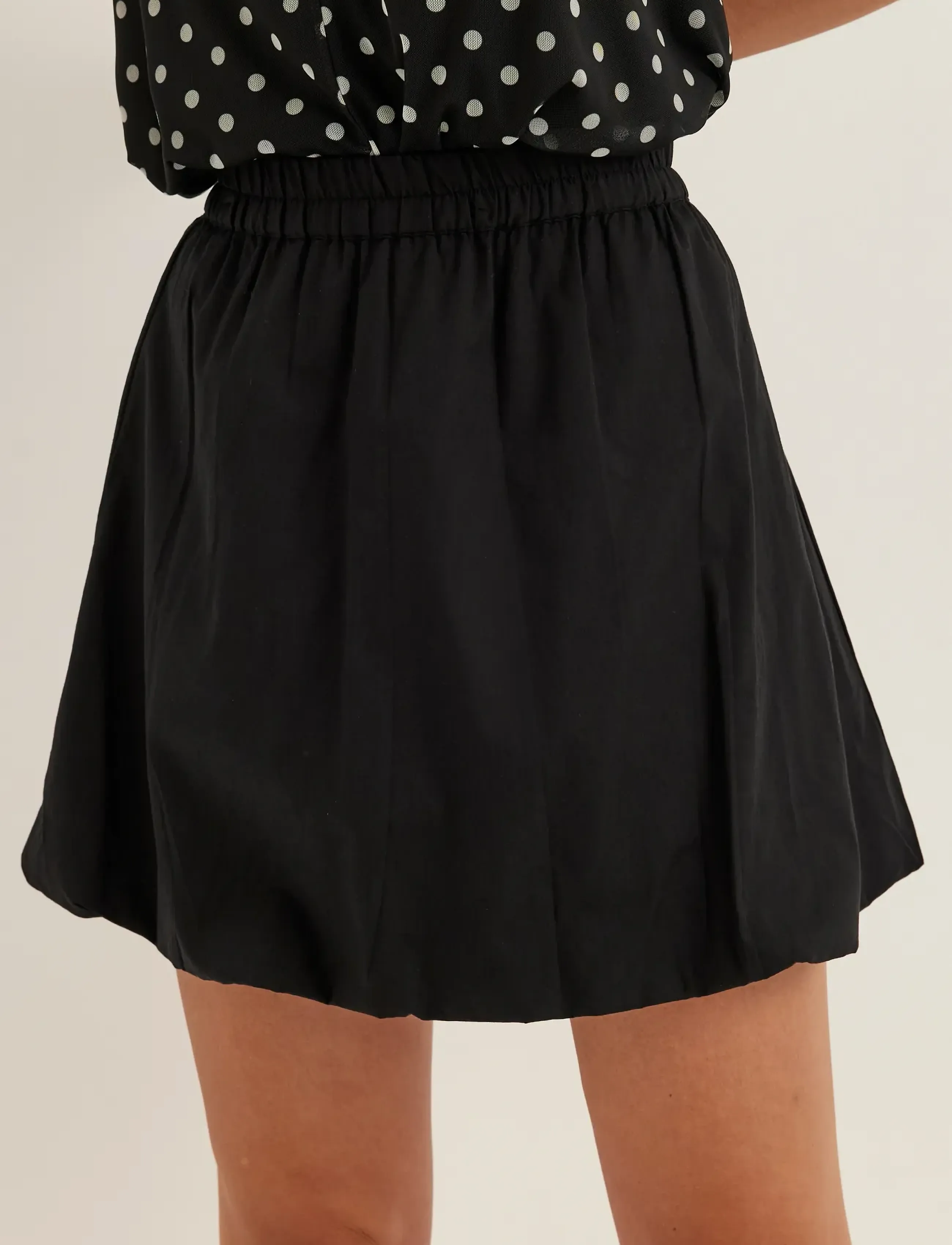 Bubbleroom - Balloon Short Cotton Skirt - black - 5