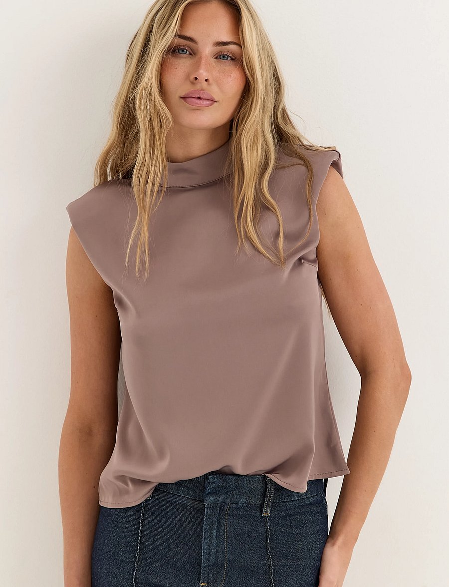 Bubbleroom - Cap Sleeve Satin Blouse - kurzärmelige blusen - nougat - 0