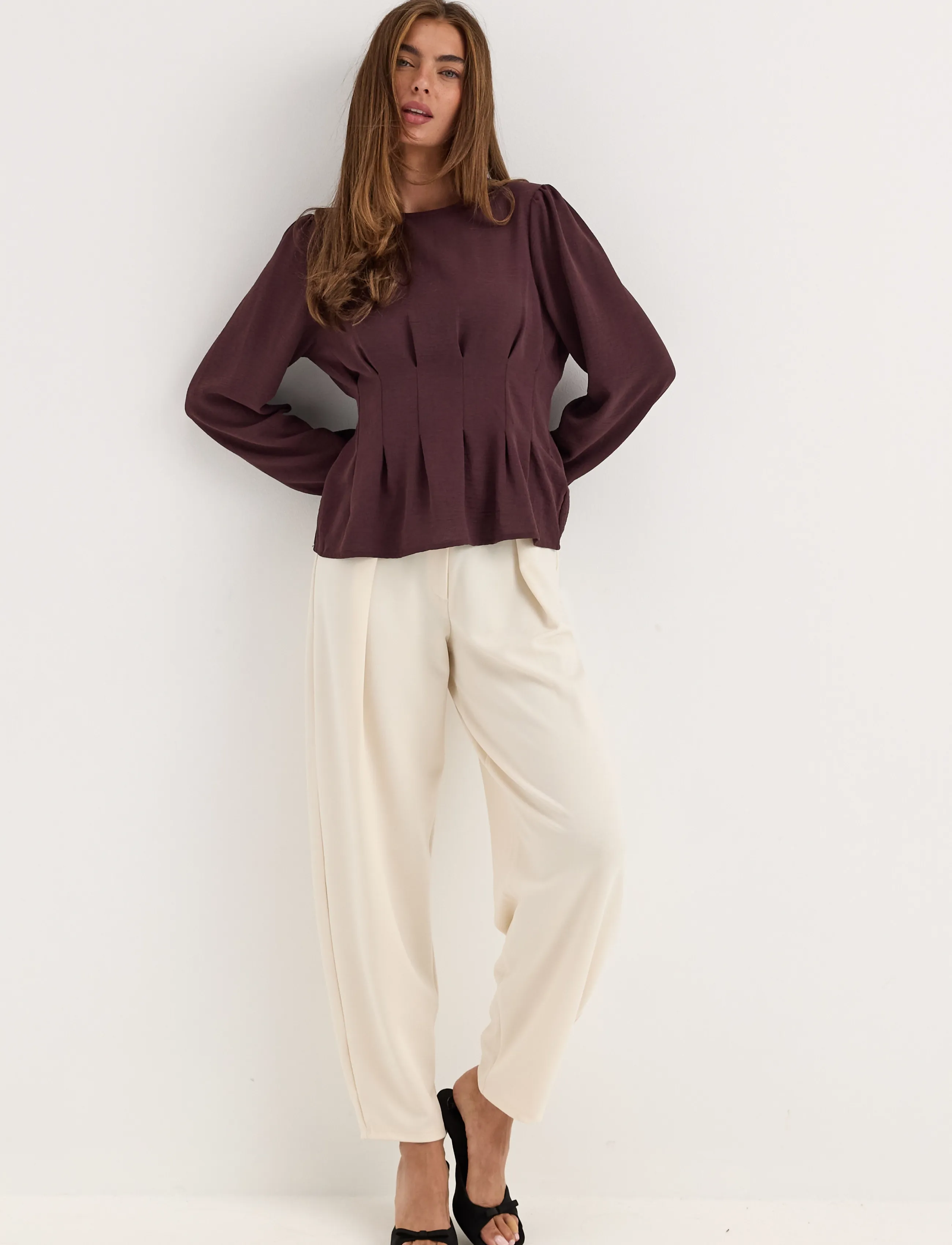 Bubbleroom - Crepe Pleated Blouse - pikkade varrukatega pluusid - dark plum - 4