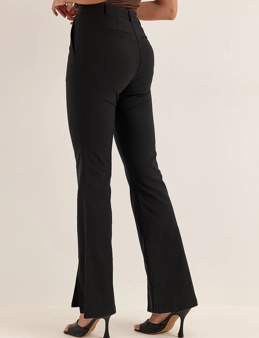 Bubbleroom - Mid Waist Stretchy Flared Slit Trousers - schlaghosen - black - 3