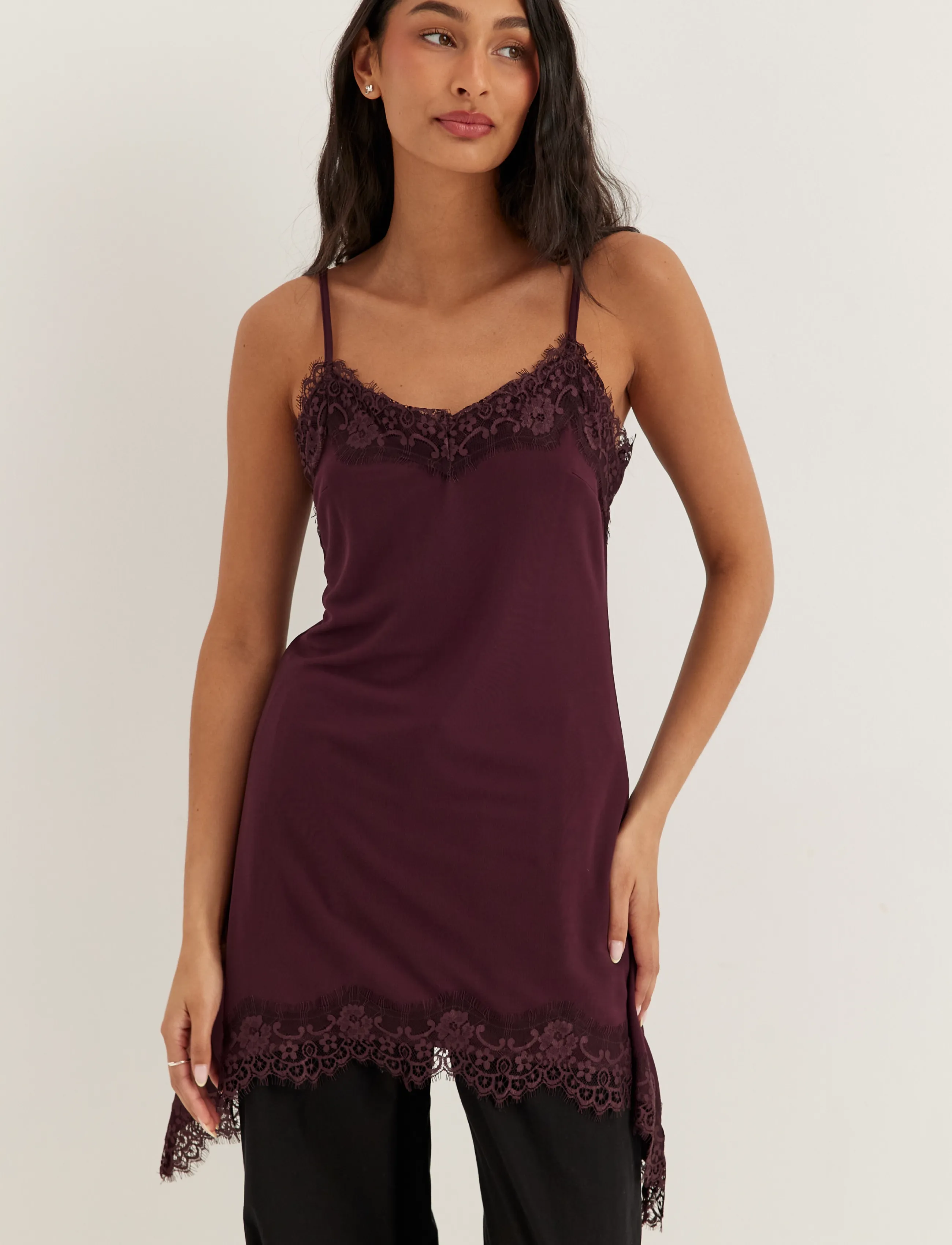 Bubbleroom - Lace Detail Singlet - sleeveless blouses - dark wine-red - 3