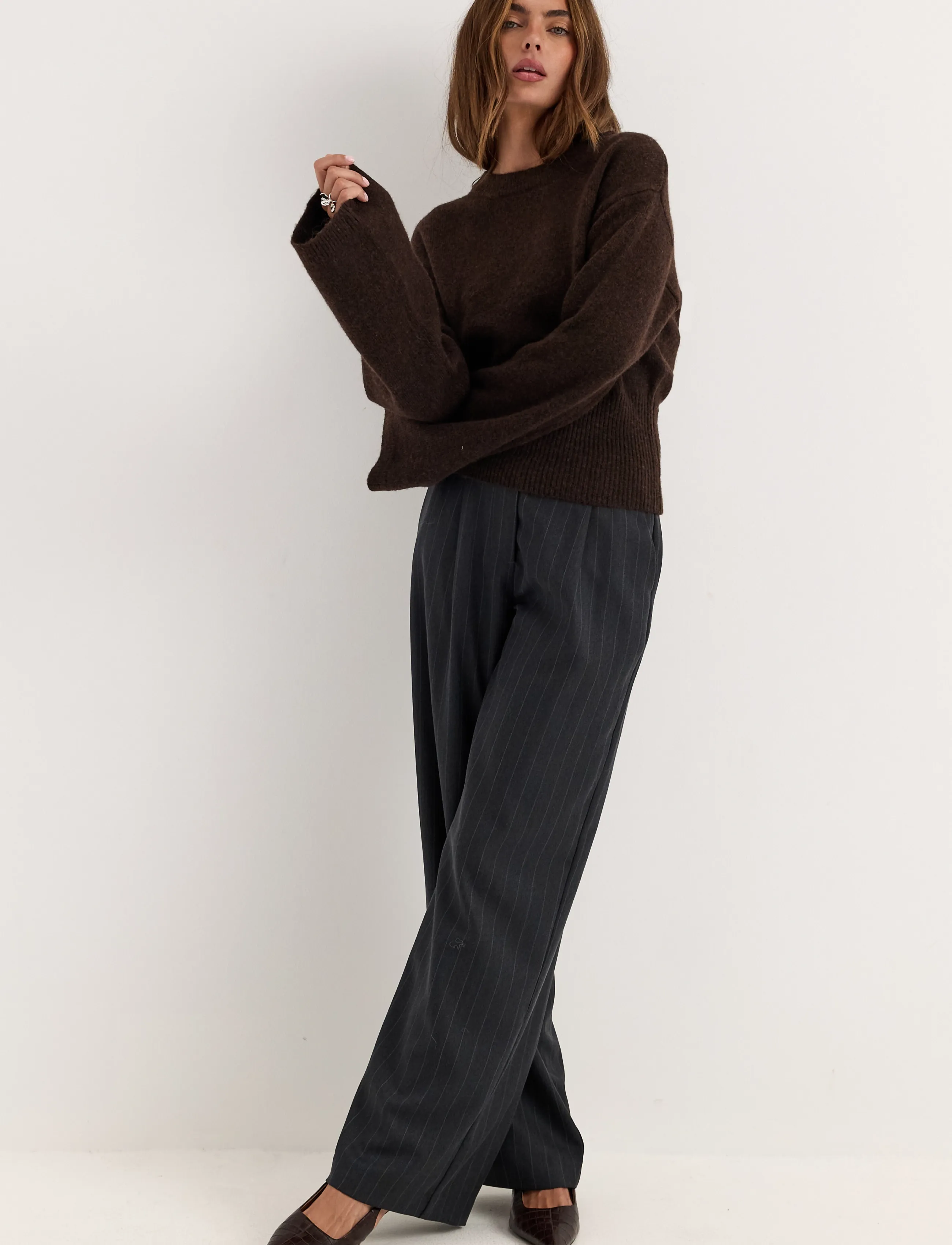 Bubbleroom - Knitted Wool Blend Wide Sleeve Sweater - pullover - dark brown - 5