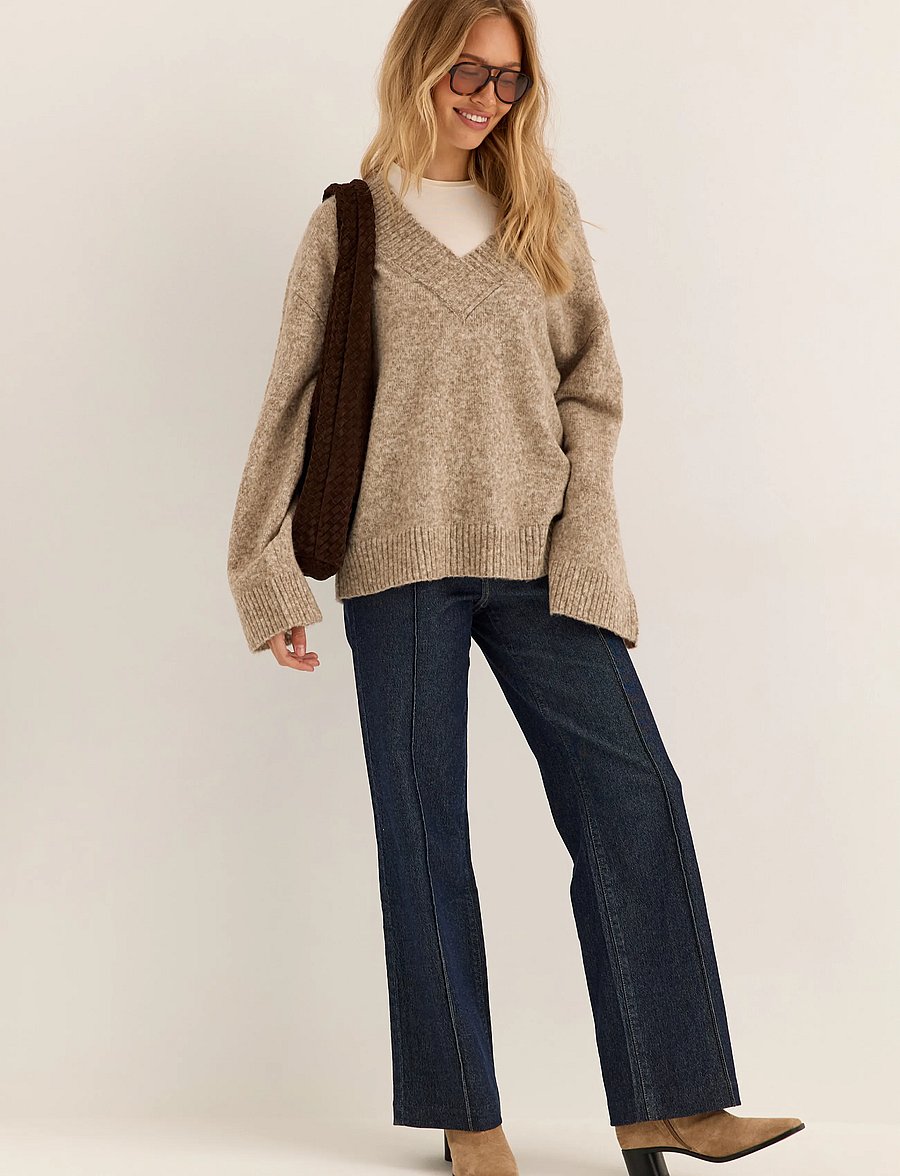 Bubbleroom - Knitted V-neck Sweater - pullover - beige melange - 5