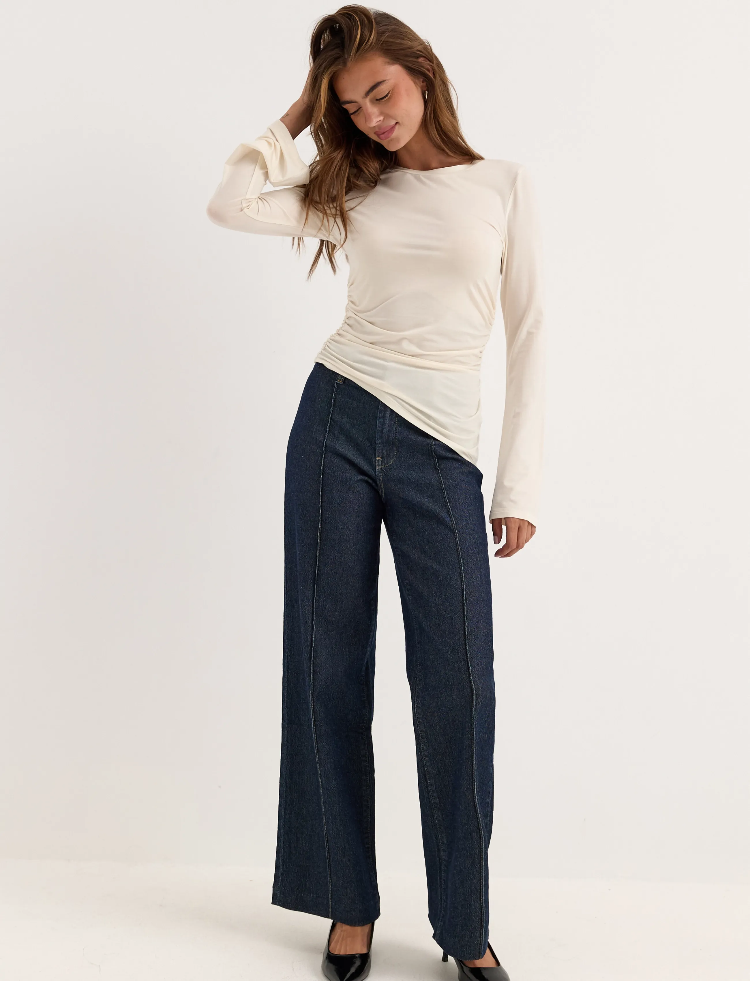 BUBBLEROOM Asymmetric Long Sleeve Top långärmade t-shirt dam – bild 5