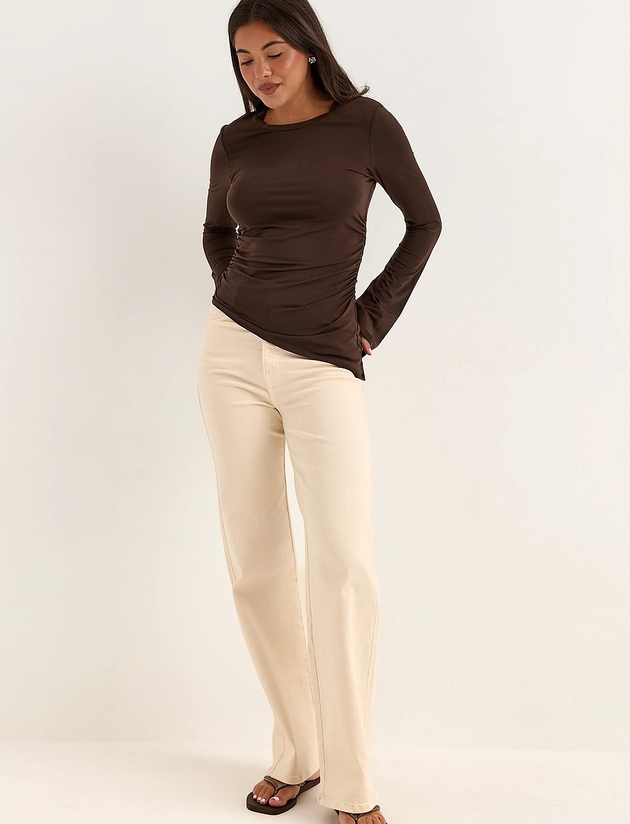 Bubbleroom - Asymmetric Long Sleeve Top - pullover - dark brown - 4